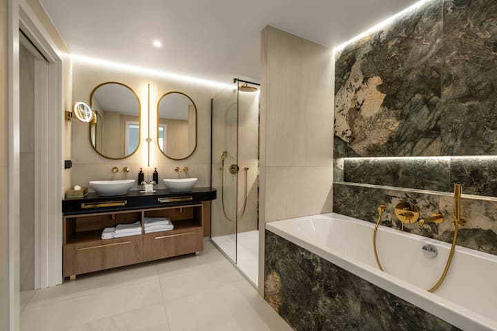 Guest room at the Wyndham Wroclaw Old Town in Wroclaw, Other than US/Canada