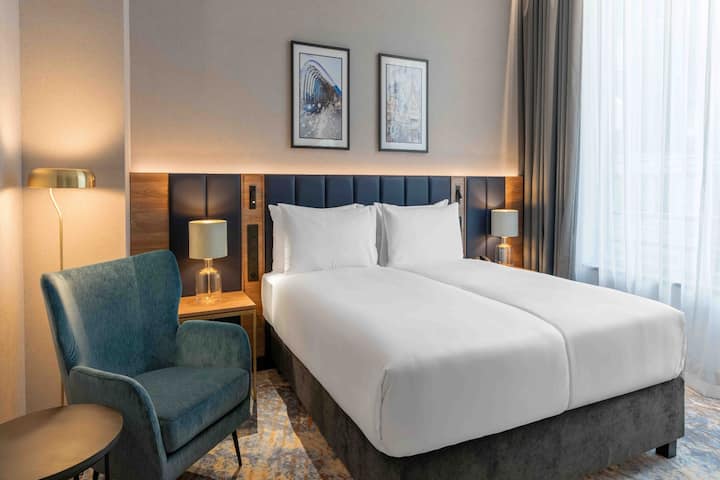 Guest room at the Wyndham Wroclaw Old Town in Wroclaw, Other than US/Canada