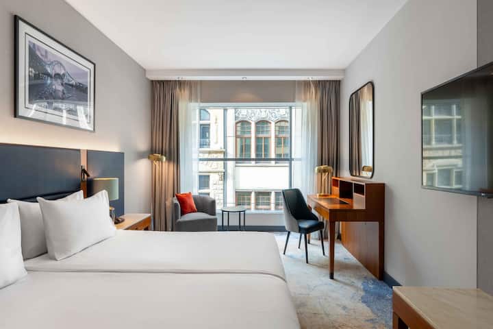 Guest room at the Wyndham Wroclaw Old Town in Wroclaw, Other than US/Canada