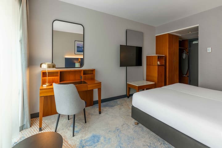 Guest room at the Wyndham Wroclaw Old Town in Wroclaw, Other than US/Canada