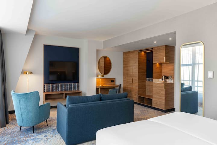 Guest room at the Wyndham Wroclaw Old Town in Wroclaw, Other than US/Canada