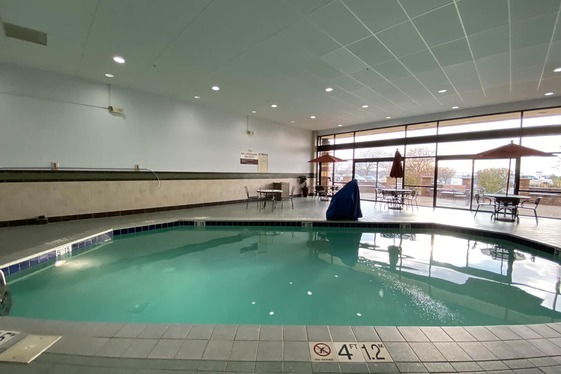 Indoor pool at the Wyndham Minneapolis South/Burnsville in Burnsville, Minnesota