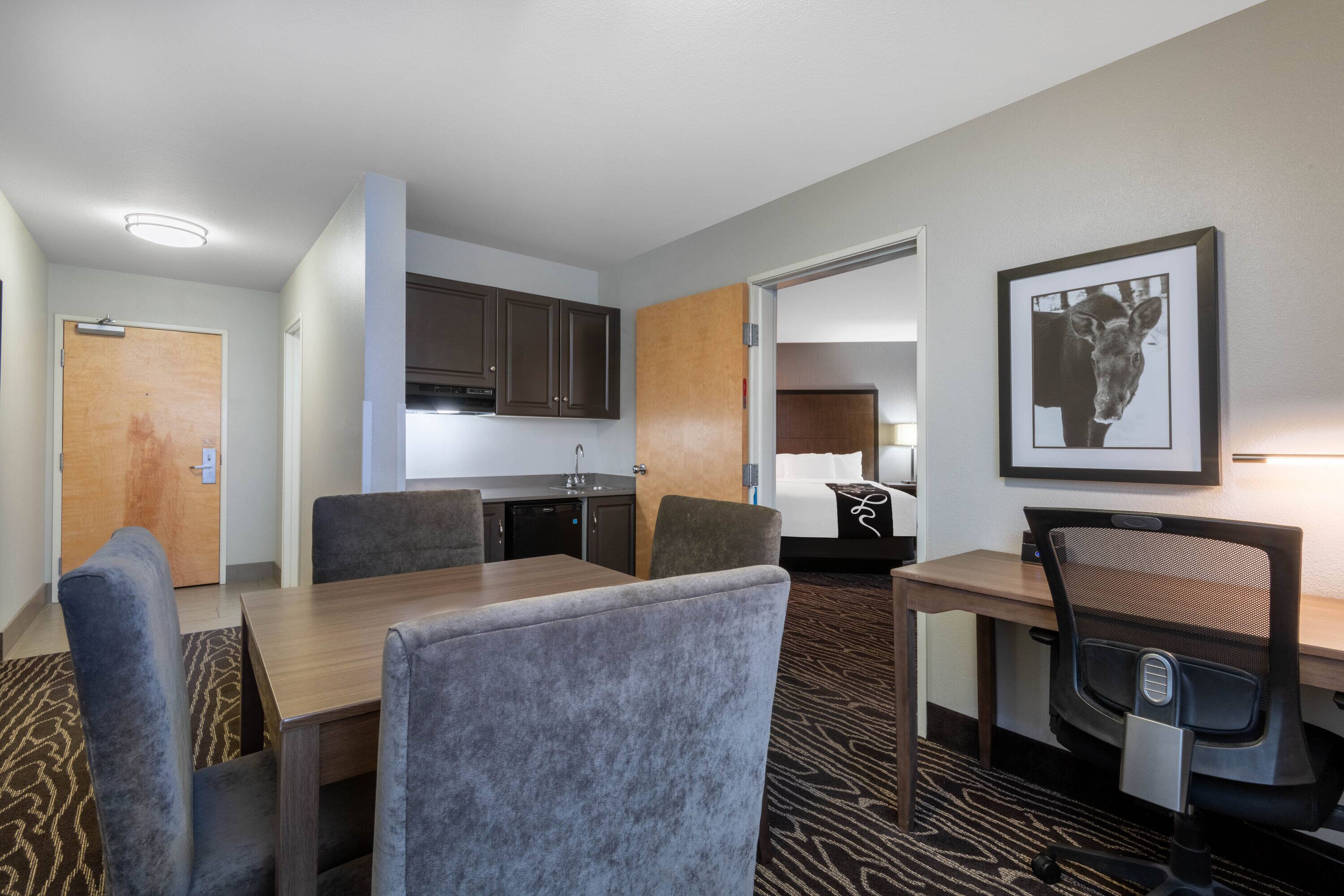 La Quinta Inn & Suites By Wyndham Fairbanks Airport | Fairbanks, AK Hotels