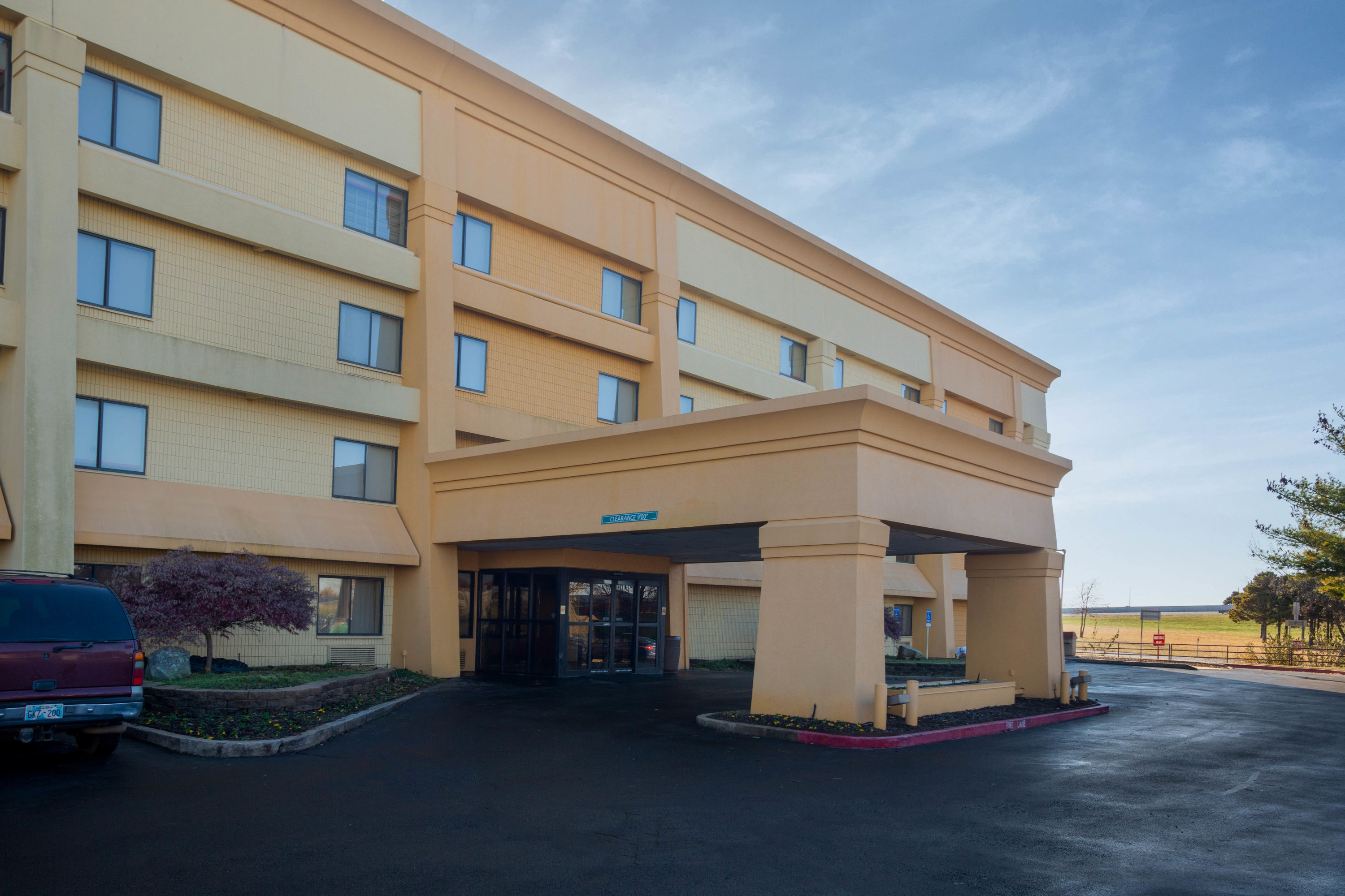 La Quinta Inn Suites By Wyndham Springdale Springdale Ar Hotels