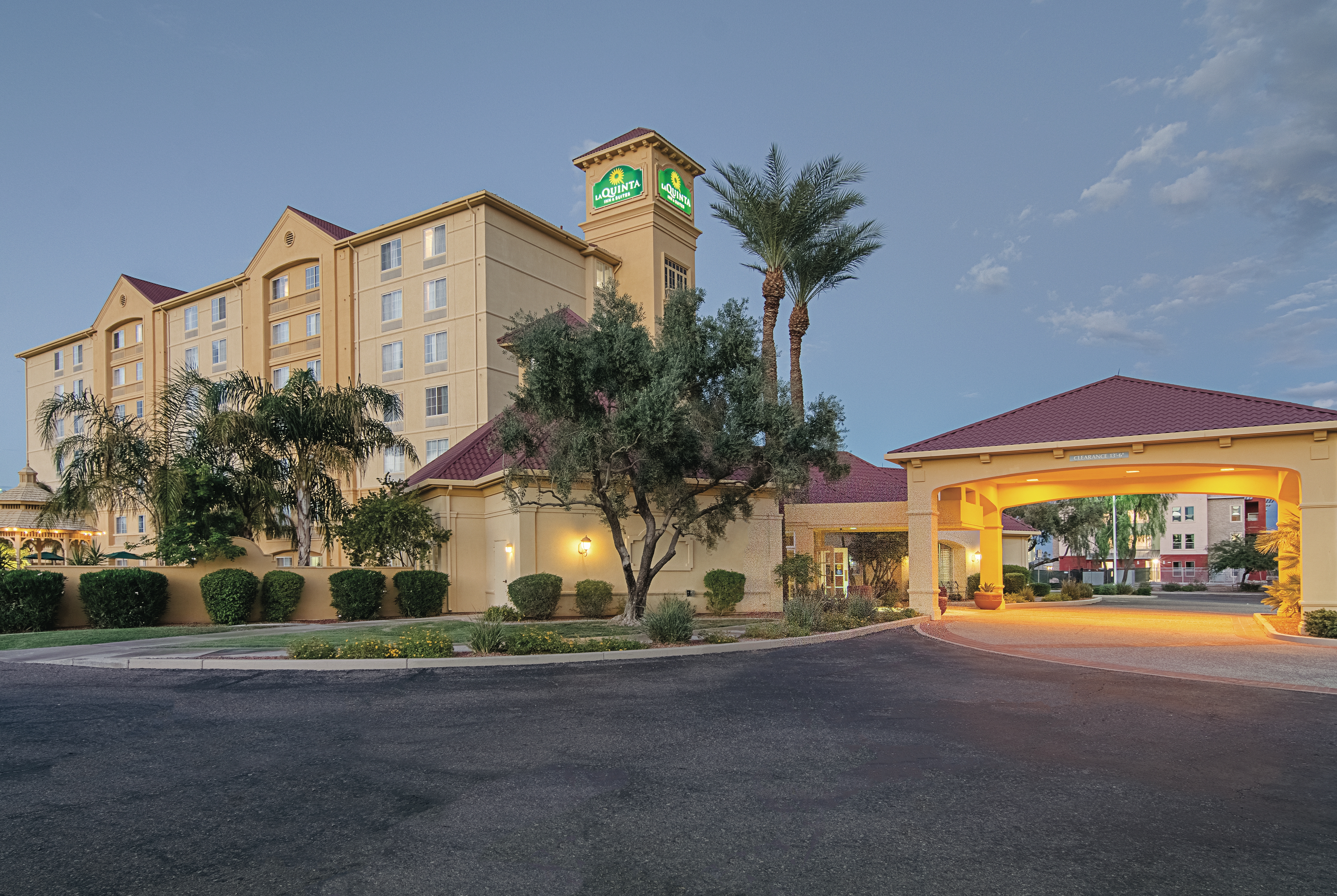 La Quinta Inn & Suites by Wyndham Phoenix Mesa West Mesa, AZ Hotels