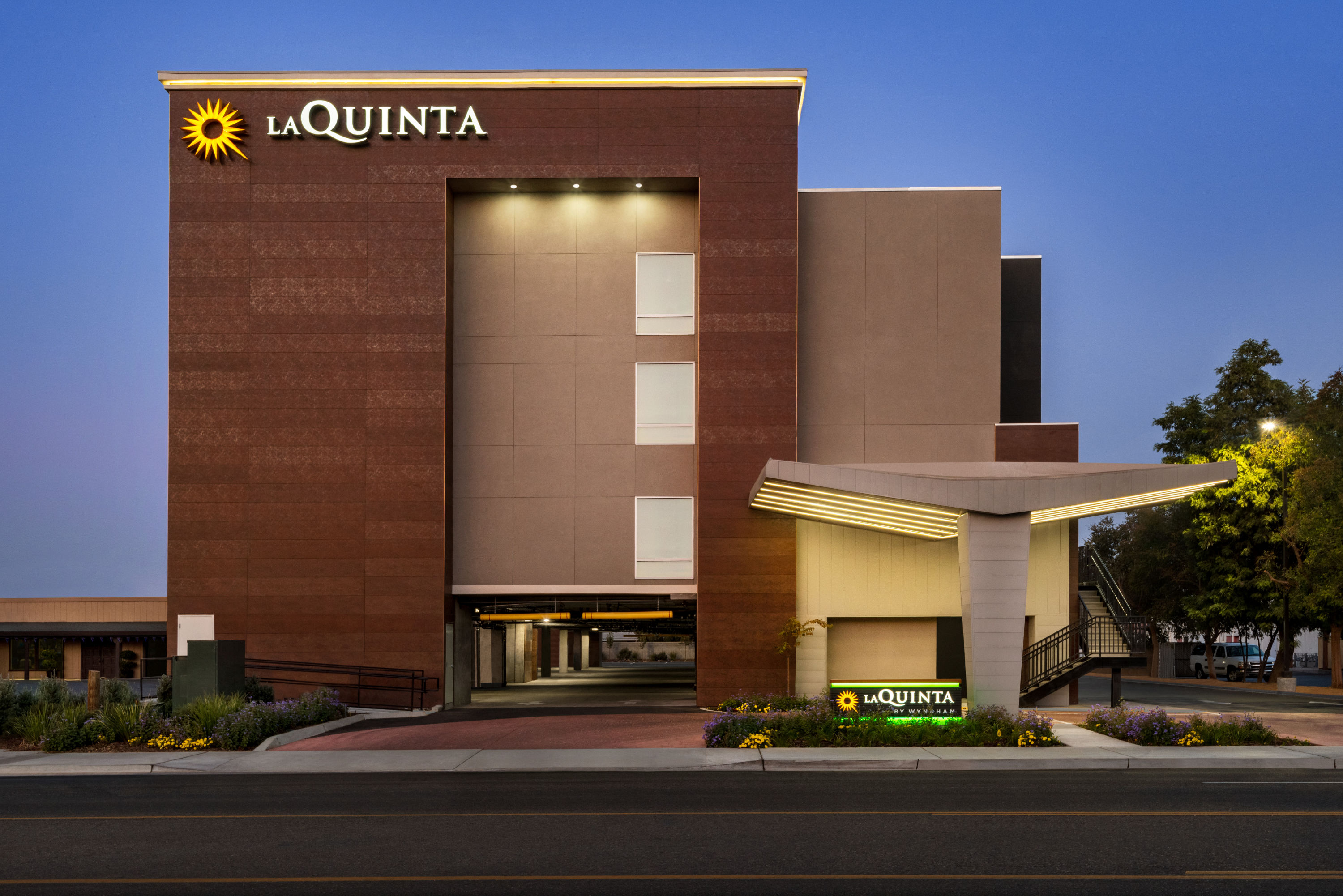 La Quinta Inn Suites By Wyndham Clovis Ca Clovis Ca Hotels