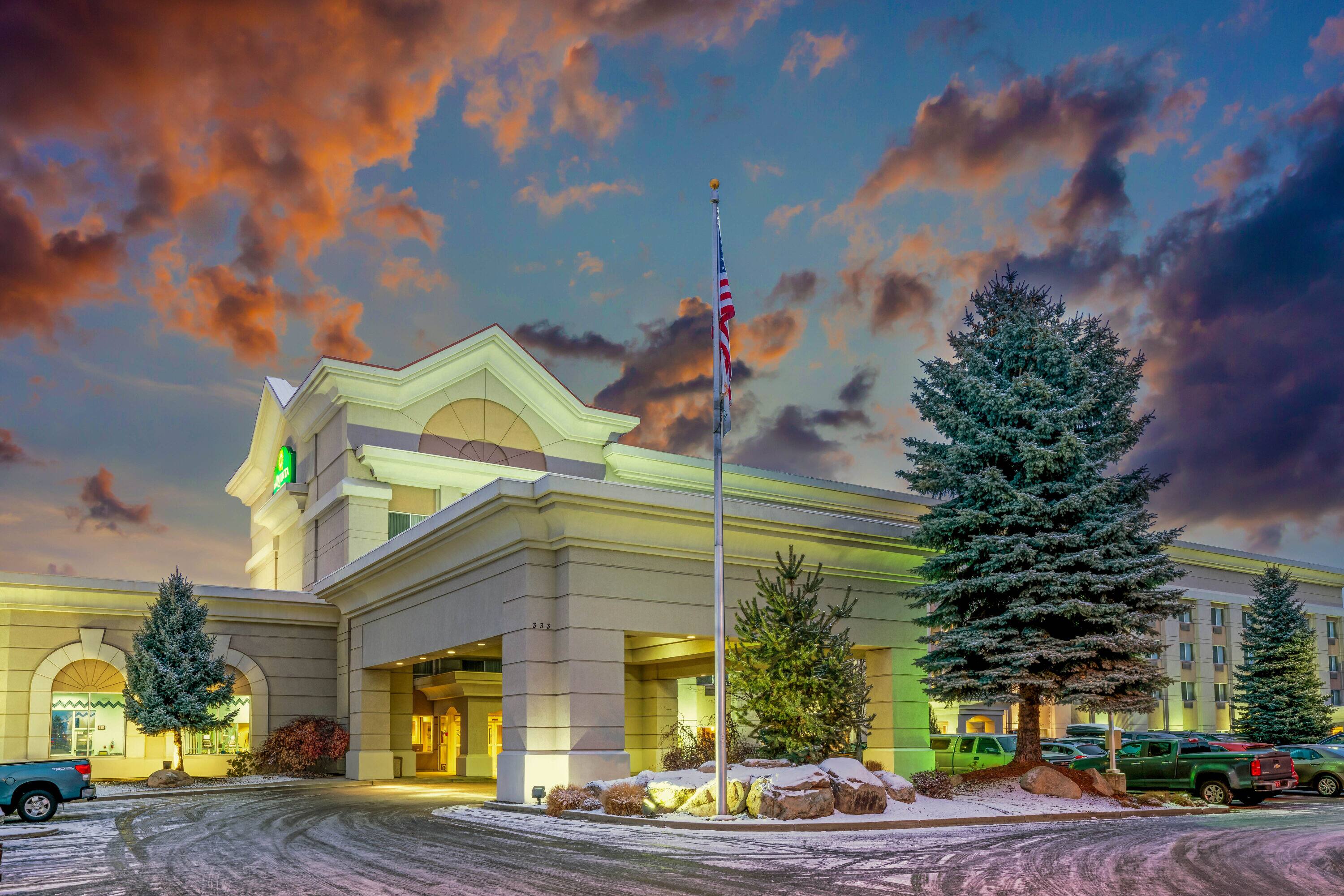 La Quinta Inn & Suites By Wyndham Coeur D Alene | Coeur DAlene, ID Hotels