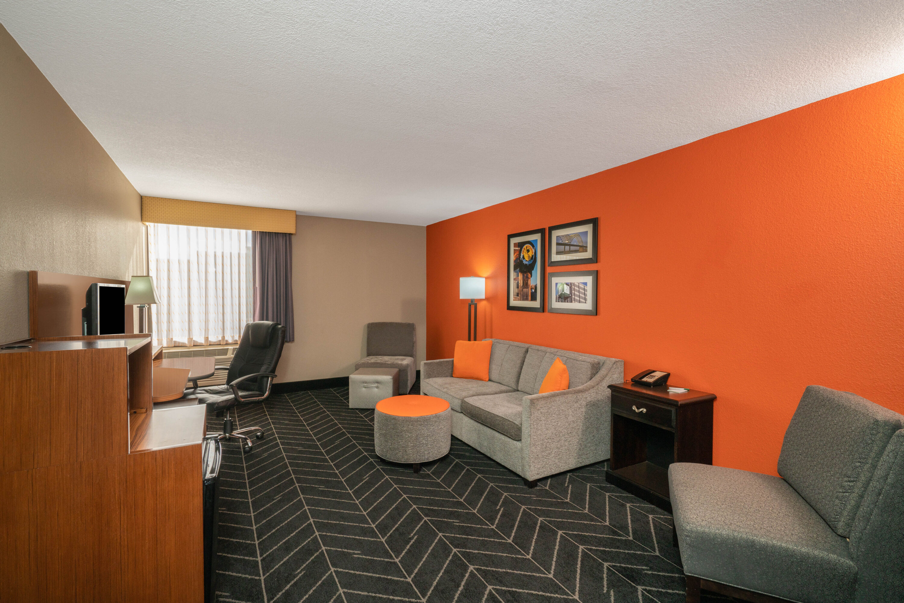 La Quinta Inn & Suites by Wyndham Memphis Airport Graceland Memphis