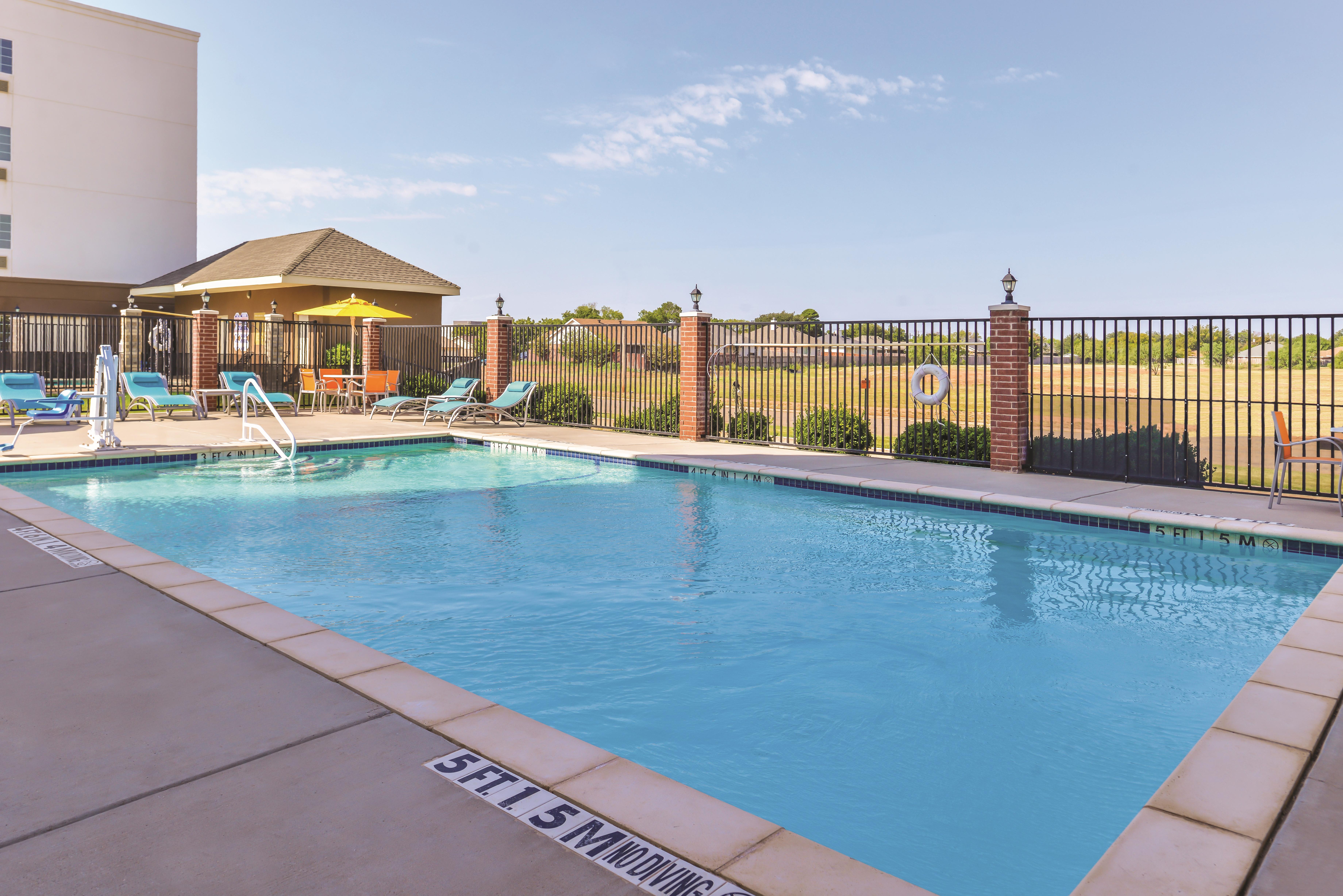 La Quinta Inn & Suites by Wyndham Abilene Mall Abilene, TX Hotels