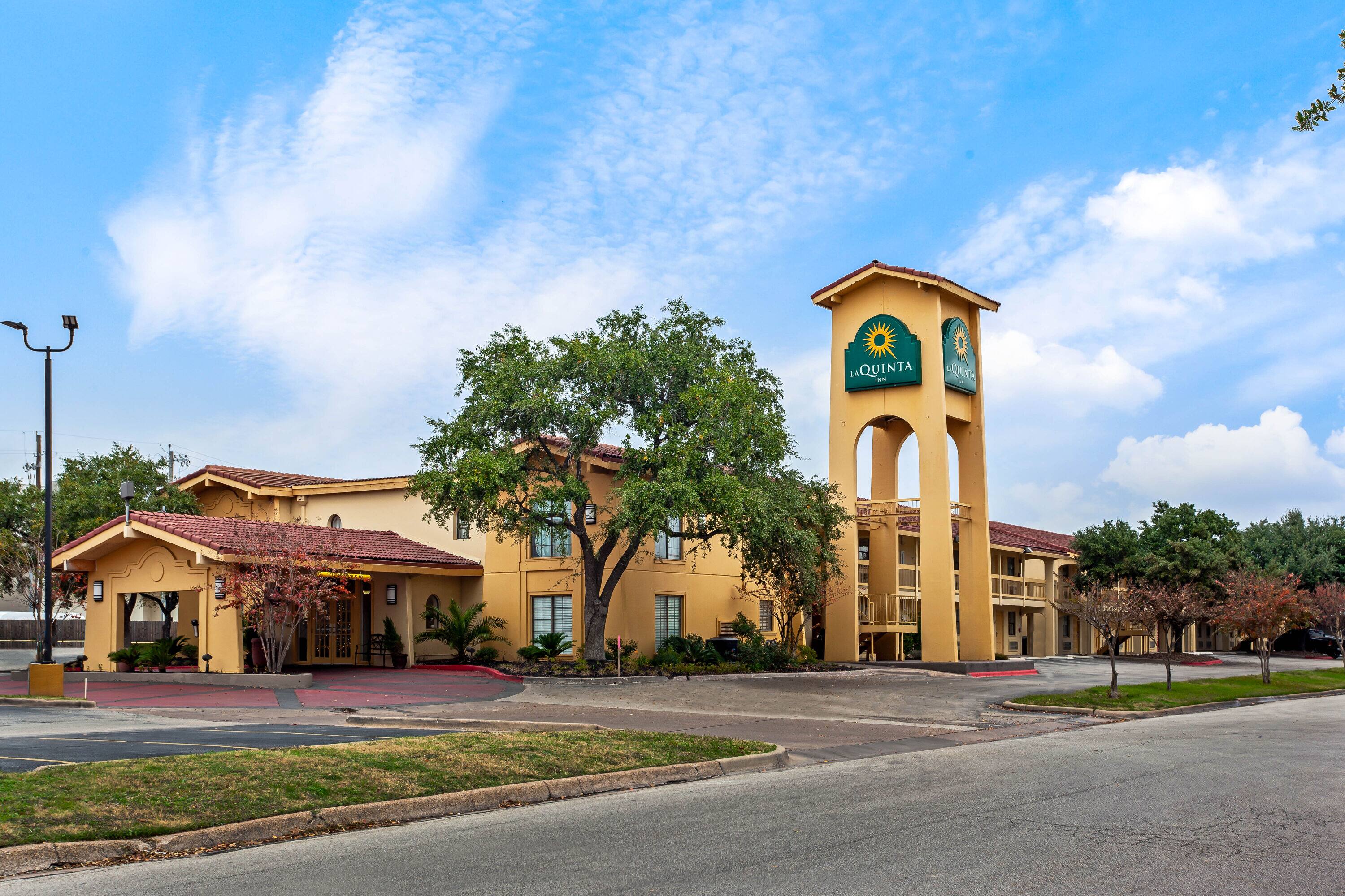 La Quinta Inn By Wyndham College Station | College Station, TX Hotels