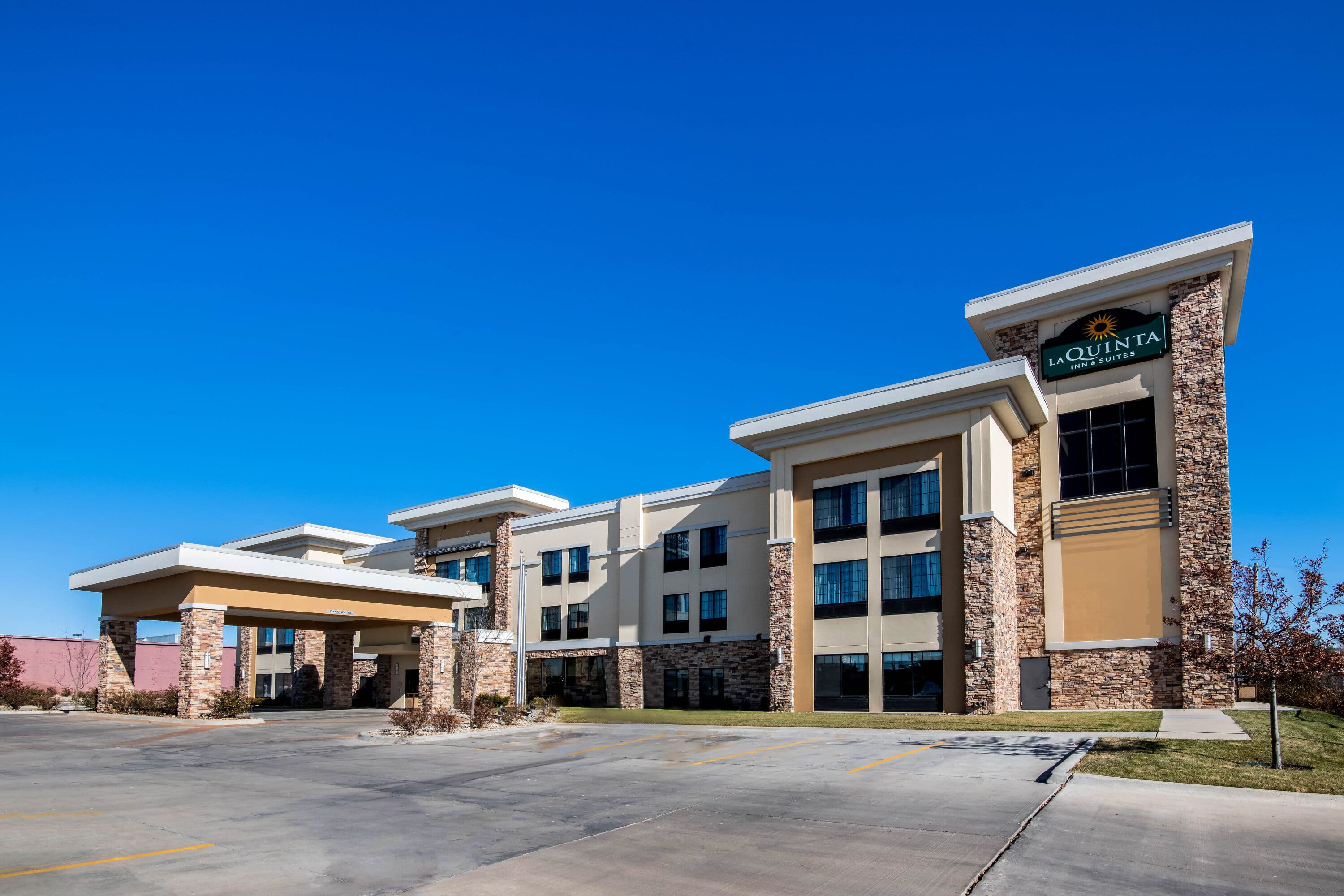 La Quinta Inn & Suites by Wyndham Pampa | Pampa, TX Hotels