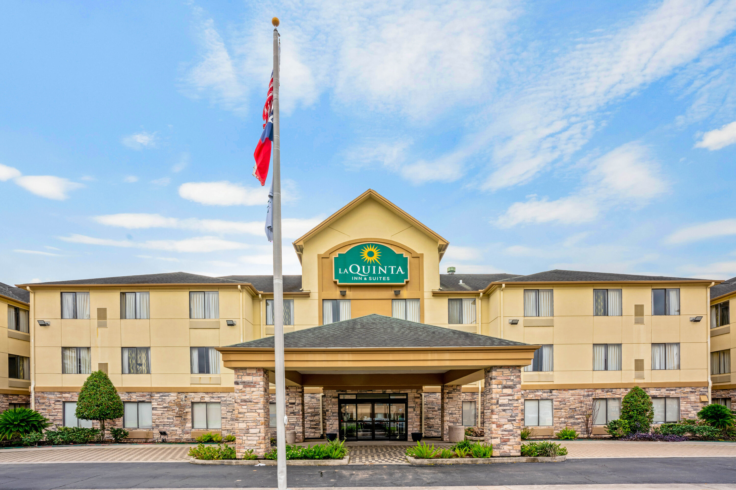 La Quinta Inn & Suites by Wyndham Houston NorthSpring Spring, TX Hotels