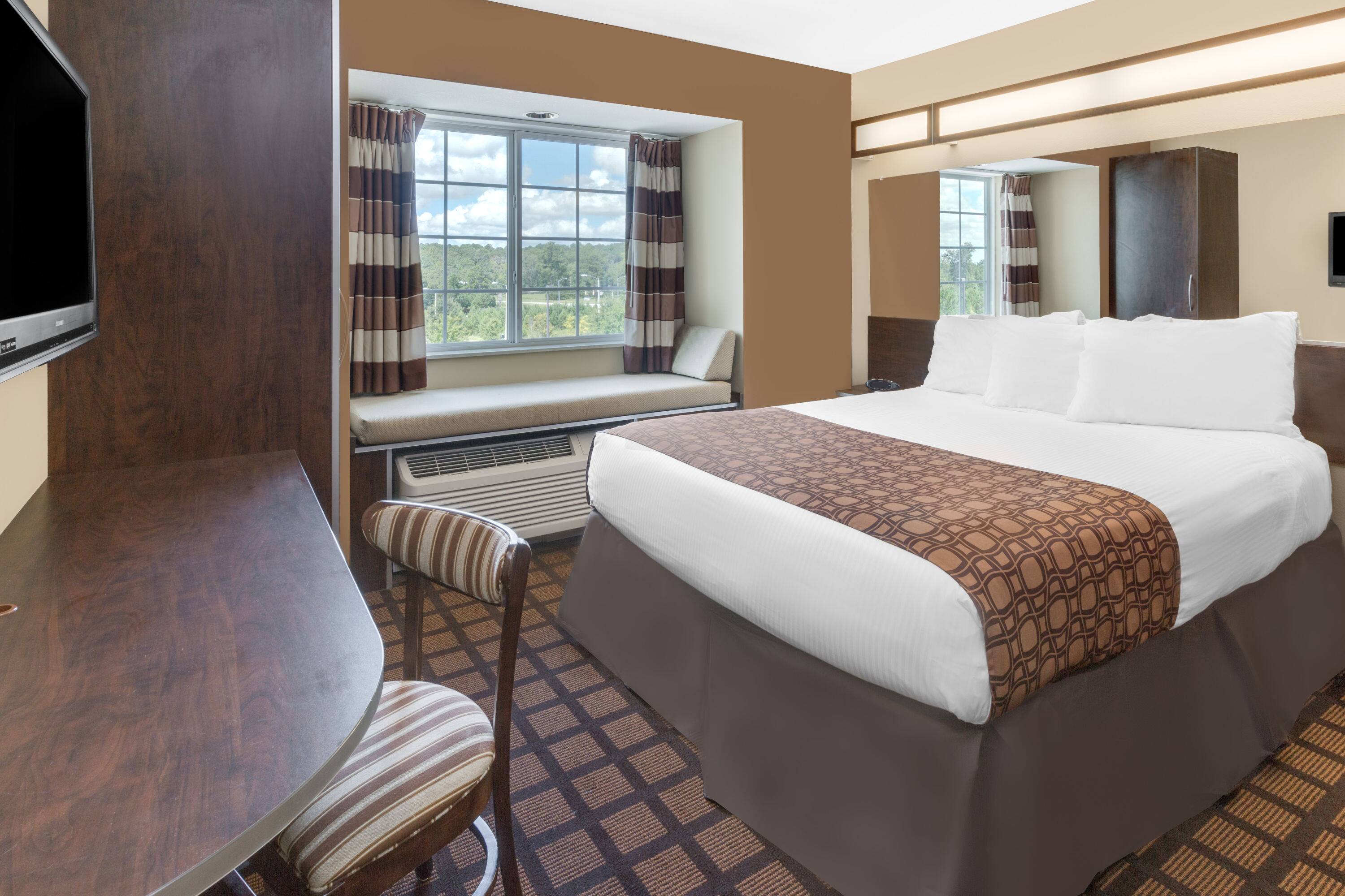 Microtel Inn Suites By Wyndham Ozark Ozark Al Hotels - 