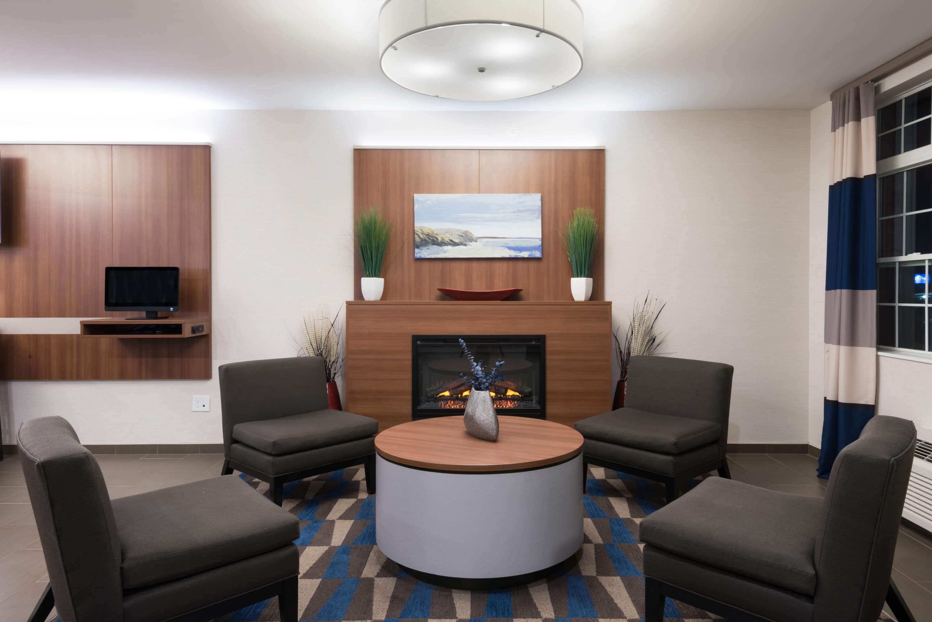 Microtel Inn & Suites By Wyndham Windham | Windham, ME Hotels