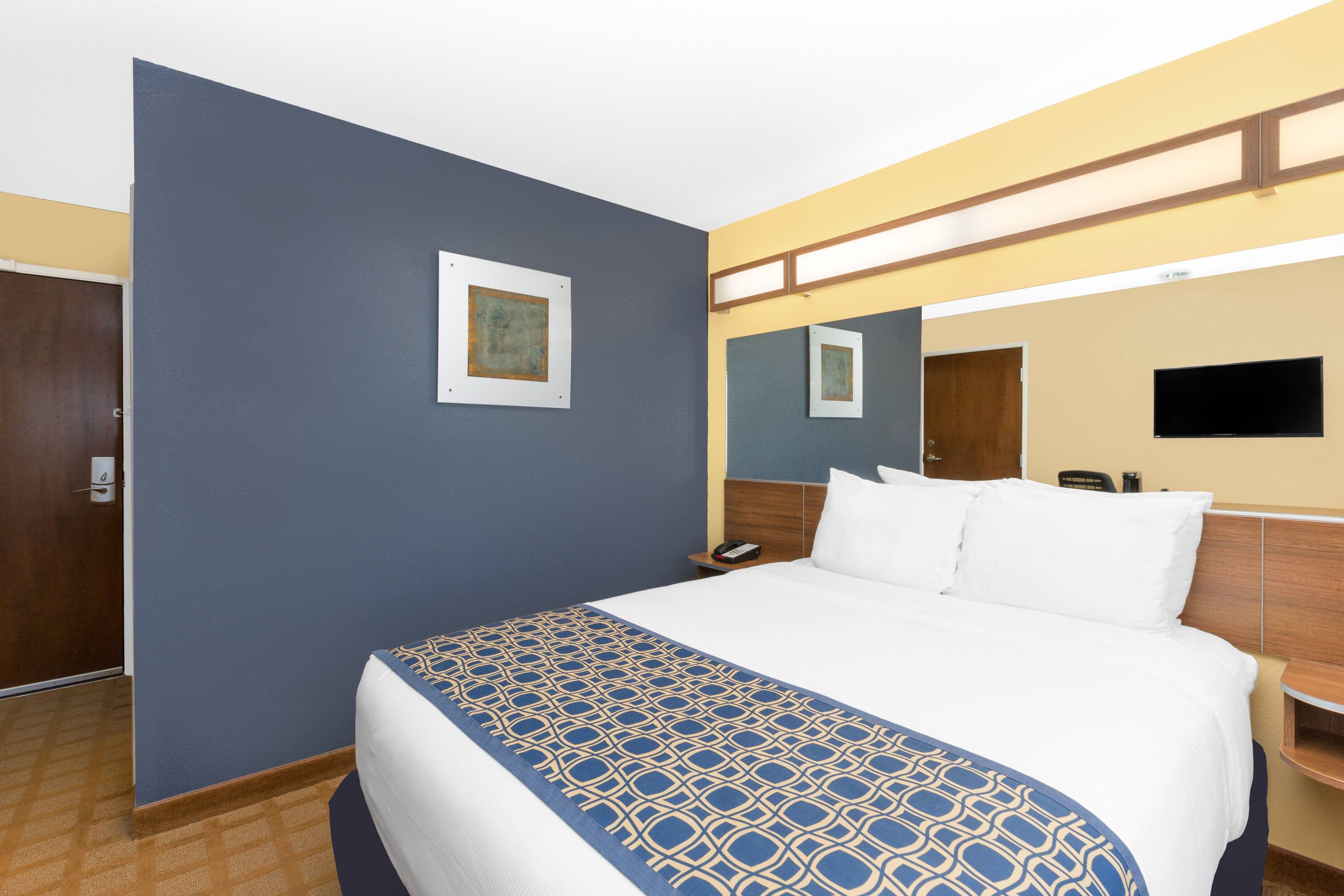 Microtel Inn & Suites By Wyndham Kearney | Kearney, NE Hotels