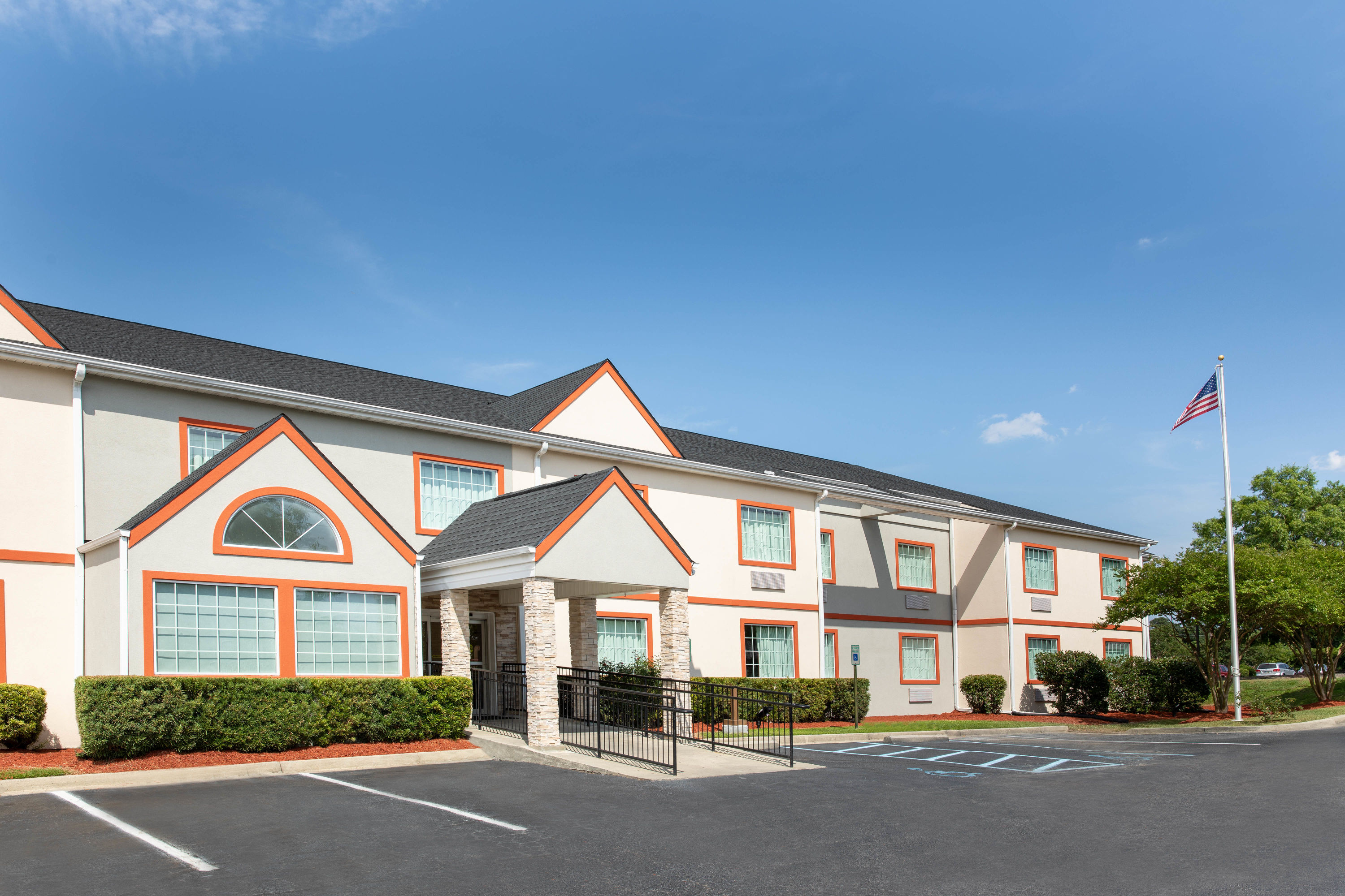 Microtel Inn And Suites By Wyndham Columbia Fort Jackson N