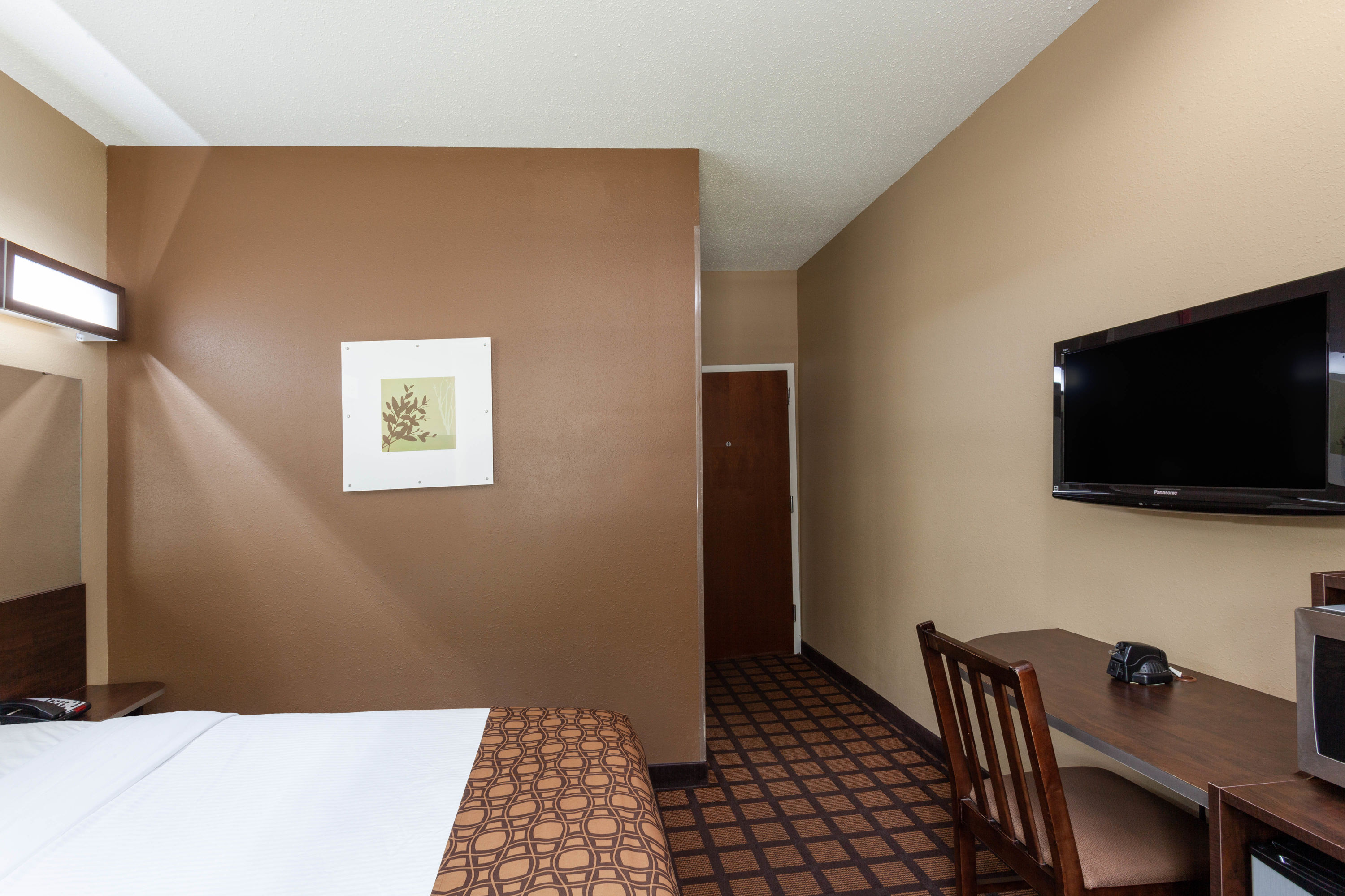 Microtel Inn Suites By Wyndham Columbia At Fort Jackson