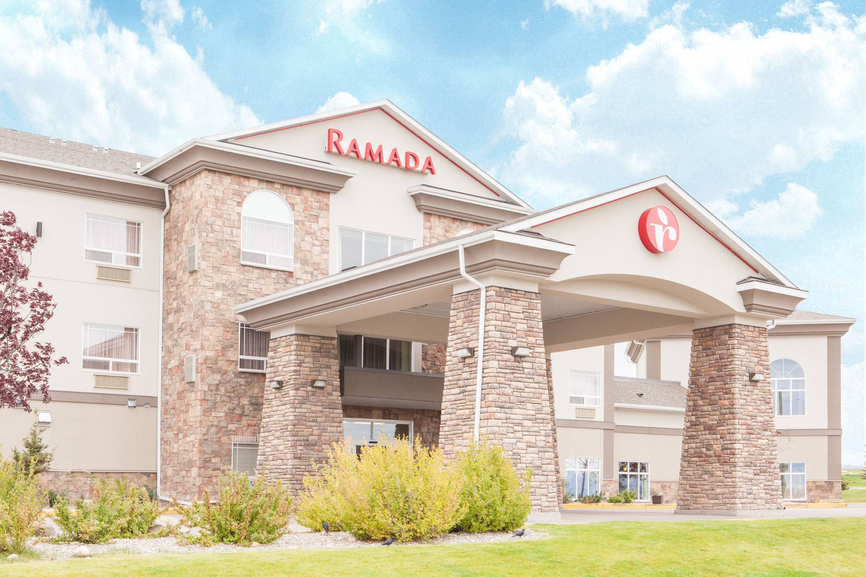 Ramada by Wyndham Pincher Creek | Pincher Creek, AB Hotels