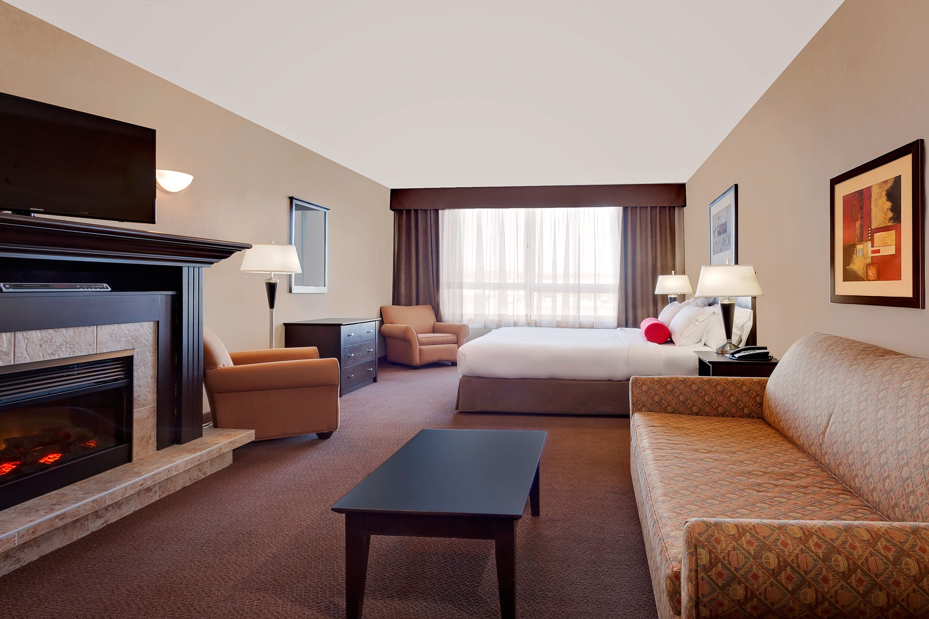 Ramada by Wyndham Stettler | Stettler, AB Hotels