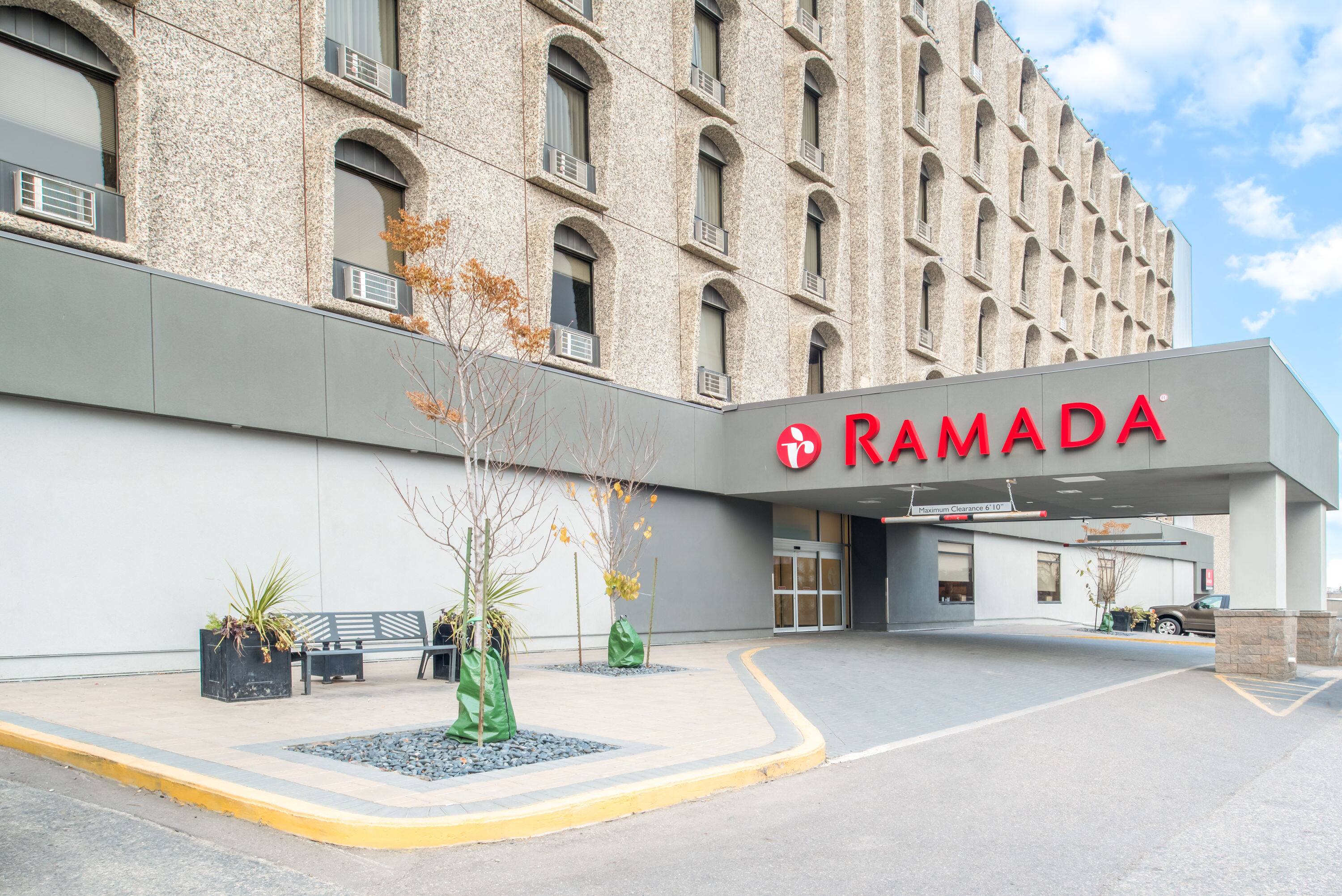 Ramada By Wyndham Saskatoon Saskatoon SK Hotels   12409 Exterior View 1 