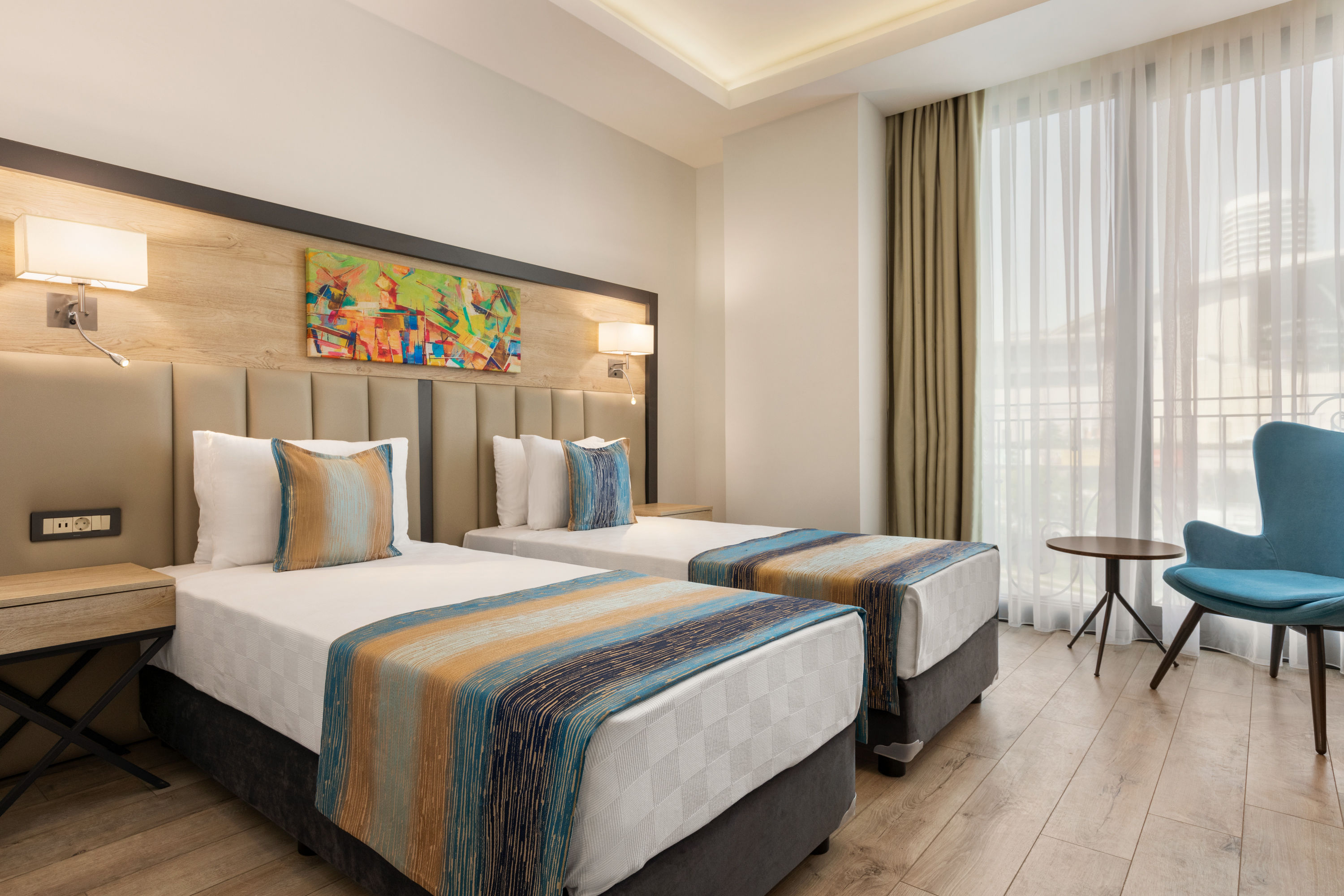 Ramada by wyndham istanbul. Ramada encore by Wyndham. Ramada encore Hotel by Wyndham. Басин экспресс Стамбул. Отель encore Ramada by Windham Zamin.