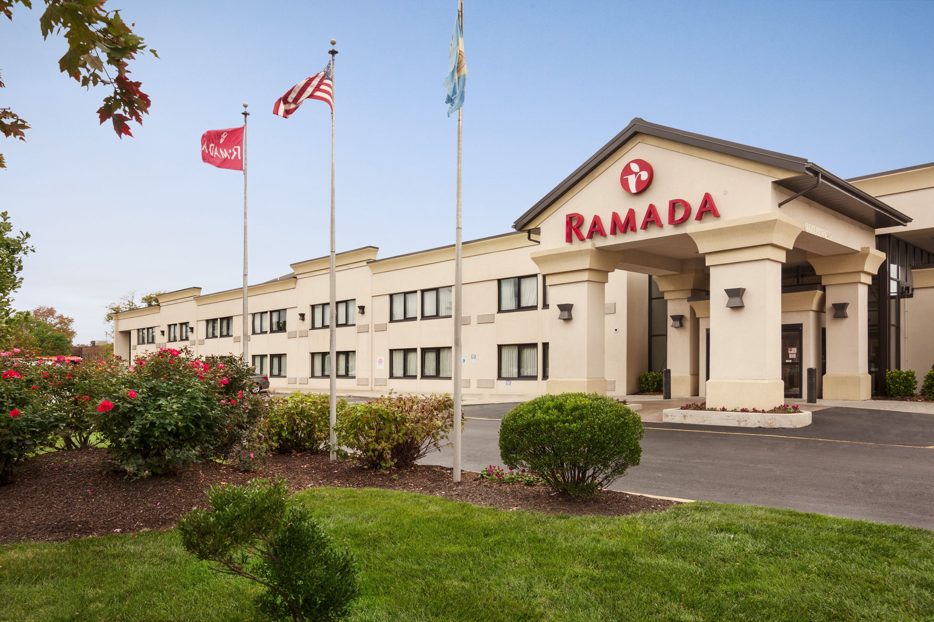 Ramada By Wyndham Newark Wilmington Newark De Hotels