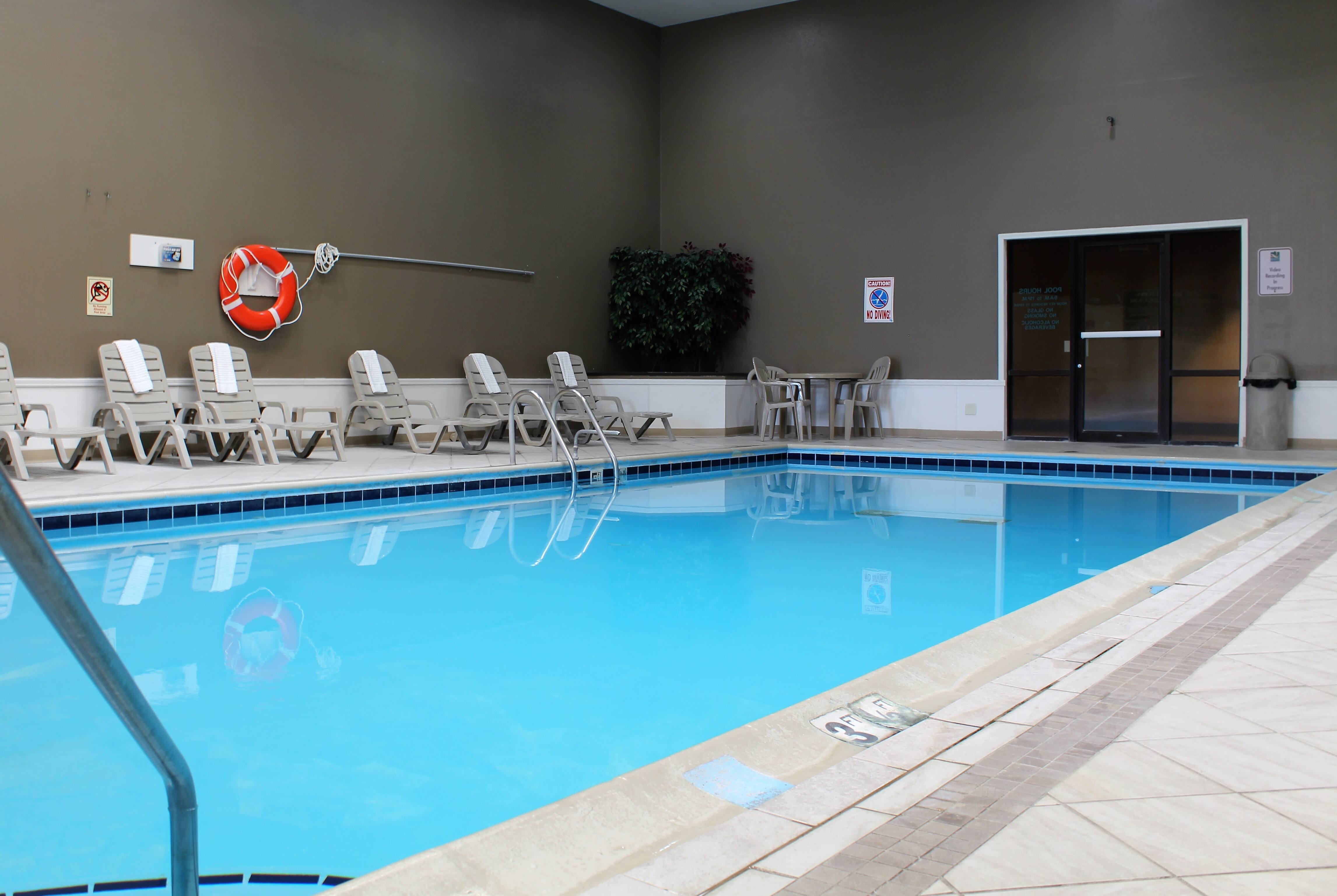 Ramada By Wyndham North Platte Sandhills Convention Ctr North   54326 Pool View 1.JPG