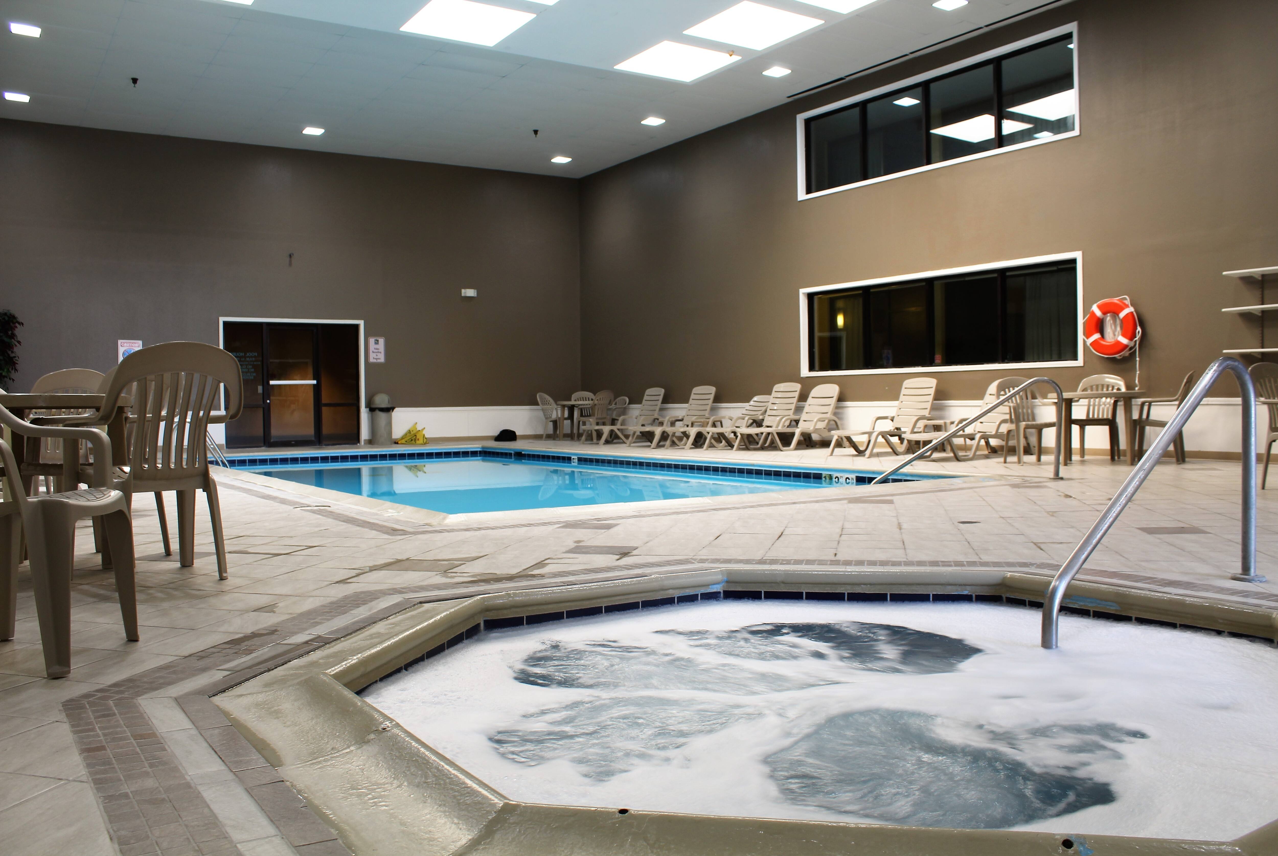 Ramada By Wyndham North Platte Sandhills Convention Ctr North   54326 Pool View 2.JPG