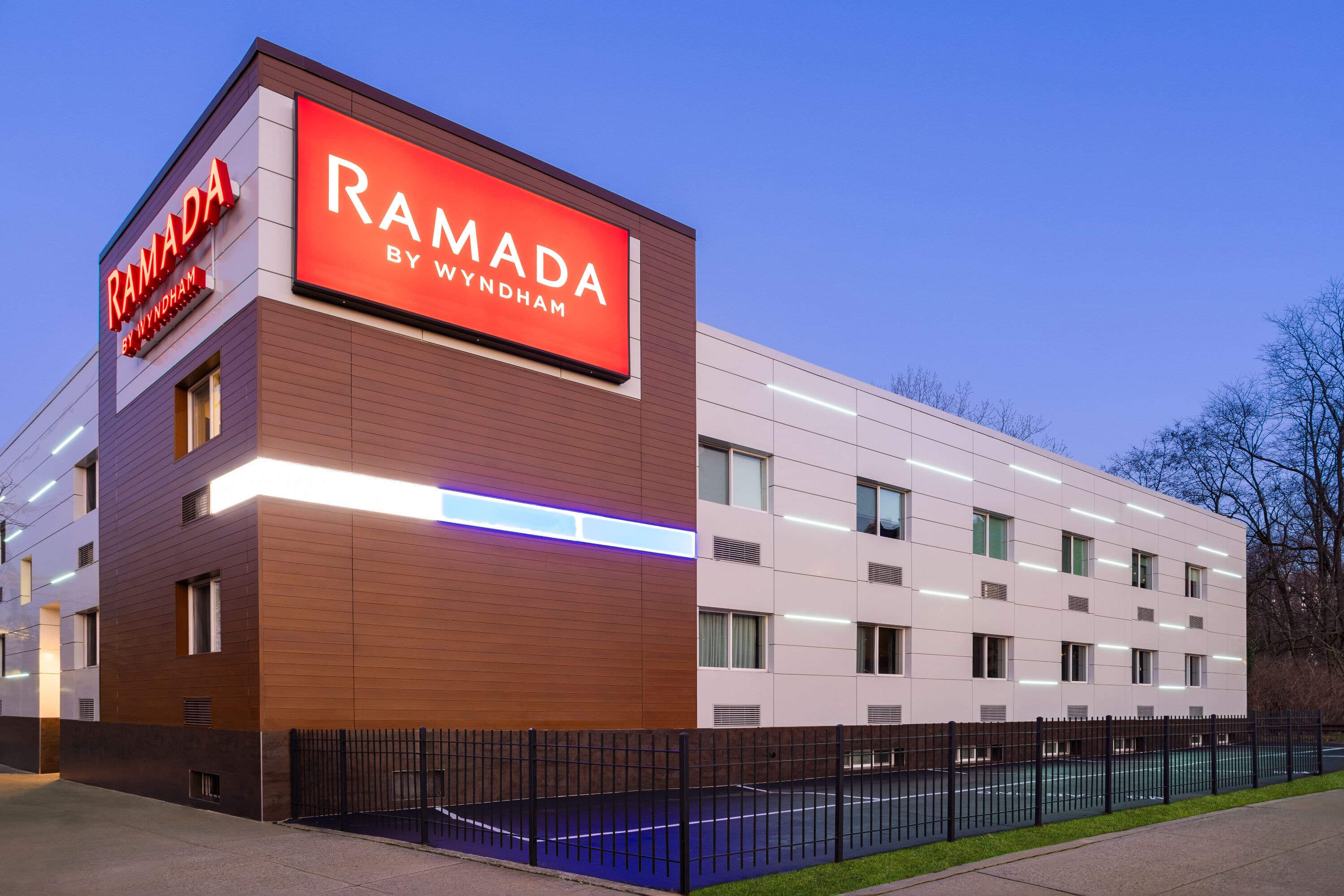 Ramada By Wyndham Bronx | Bronx, NY Hotels