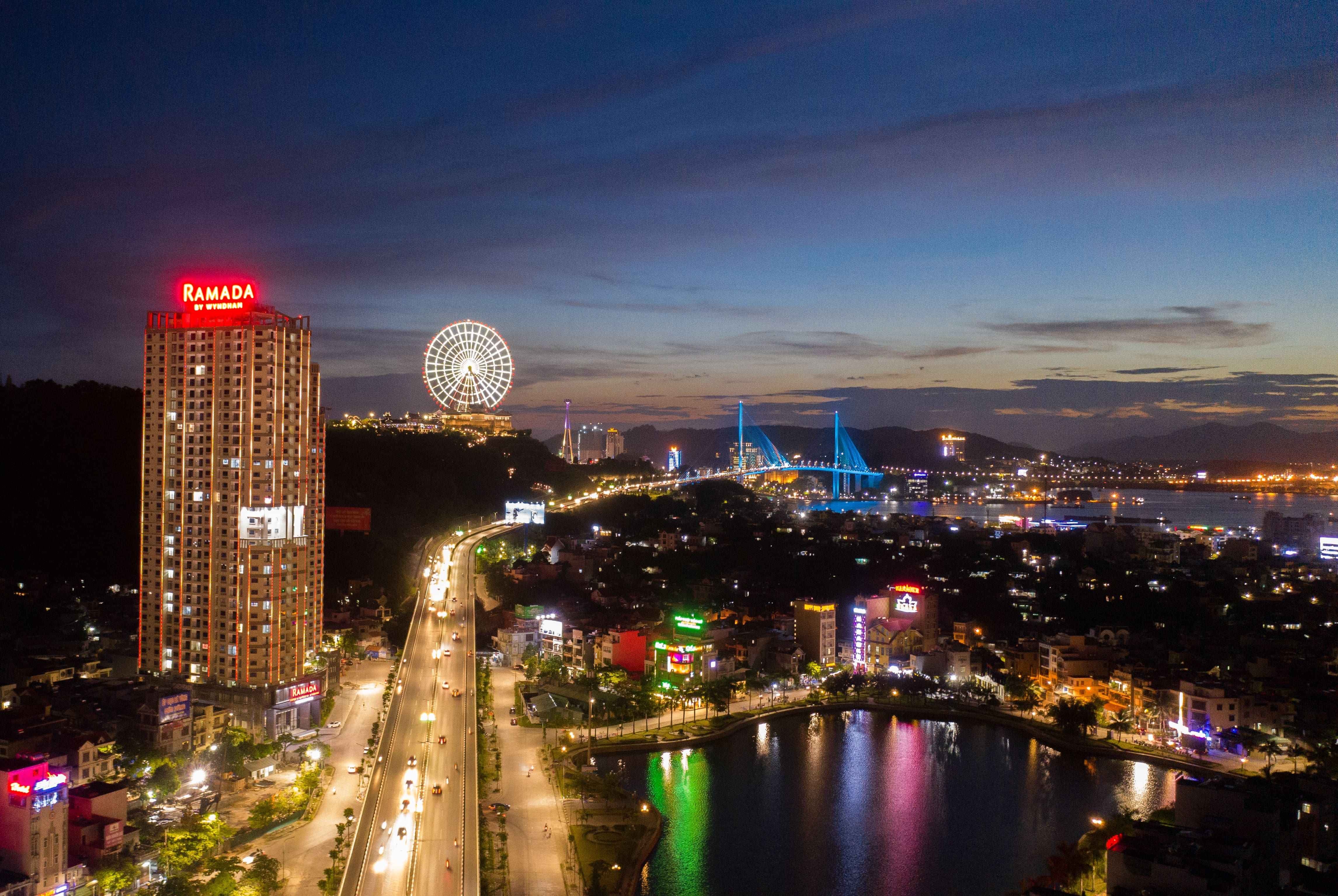 Ramada Hotel & Suites by Wyndham Halong Bay View | Halong, VN Hotels