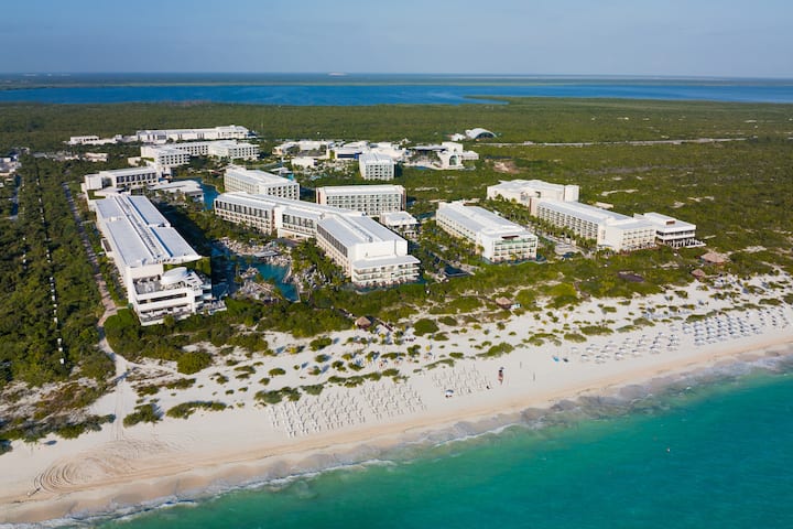 Aerial View of TRS Coral Costa Mujeres, a Registry Collection Hotel hotel in Cancun, Other than US/Canada