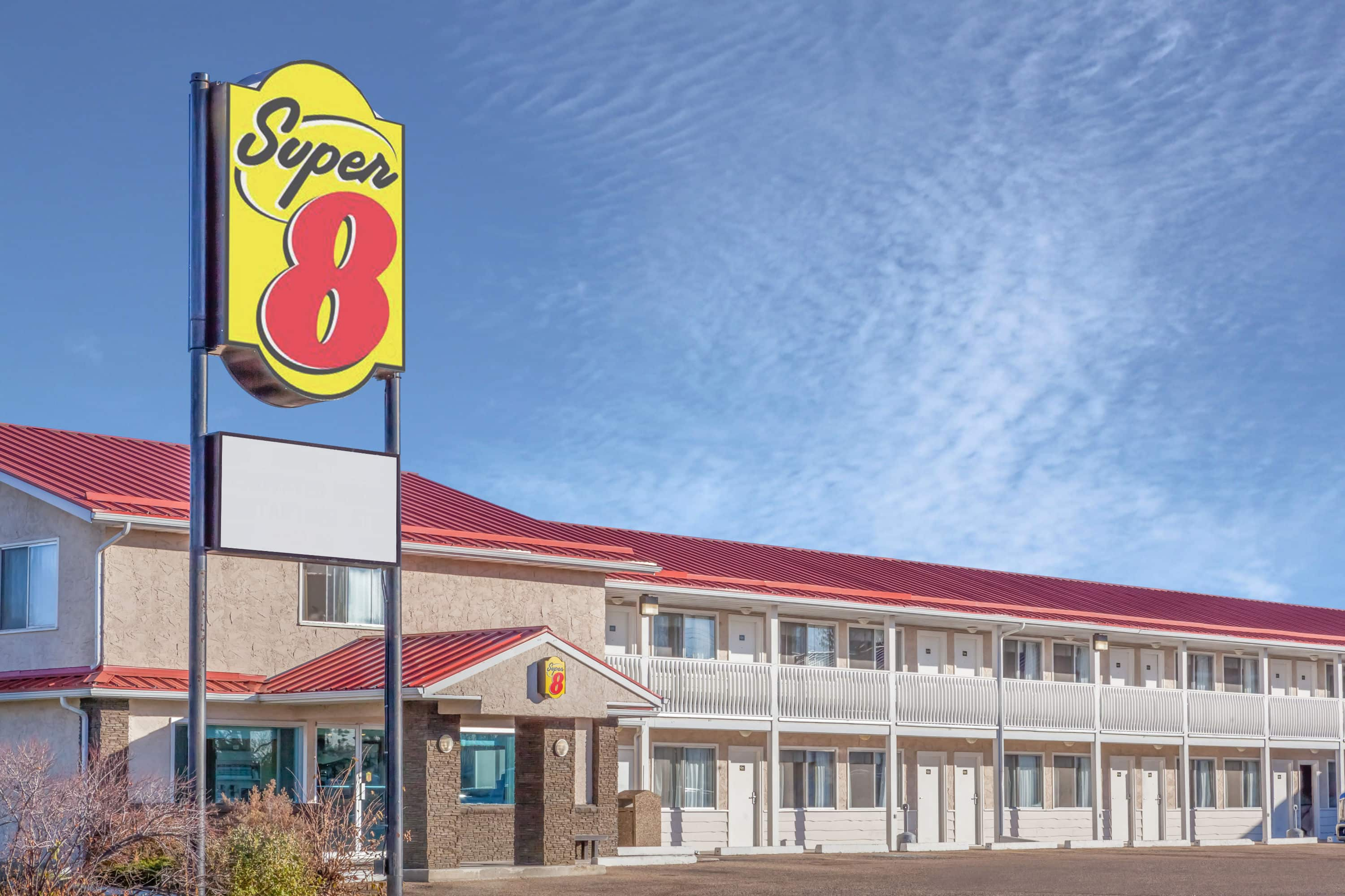 Super 8 by Wyndham Stettler | Stettler, AB Hotels