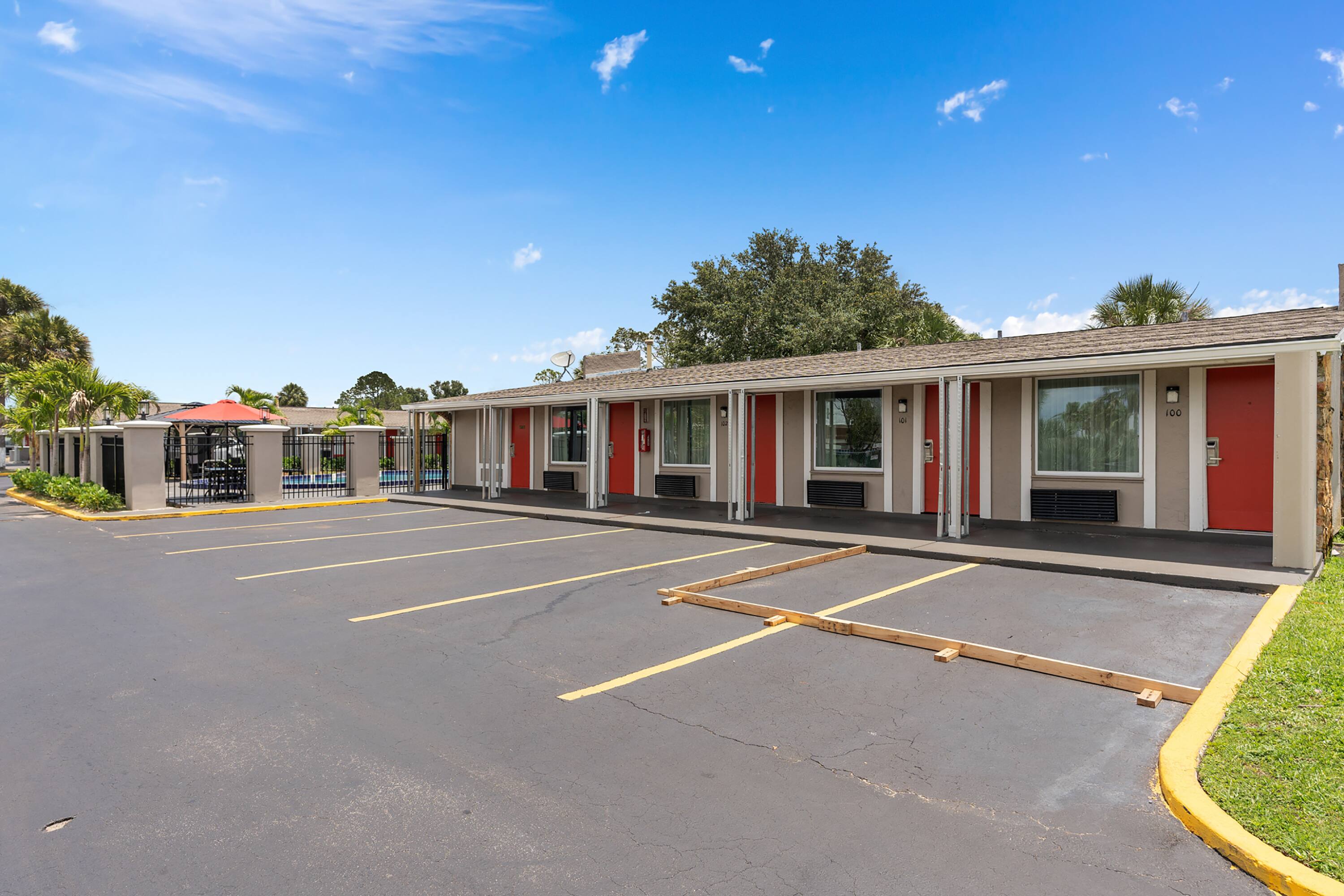 Super 8 By Wyndham Kissimmee/Orlando | Kissimmee, FL Hotels