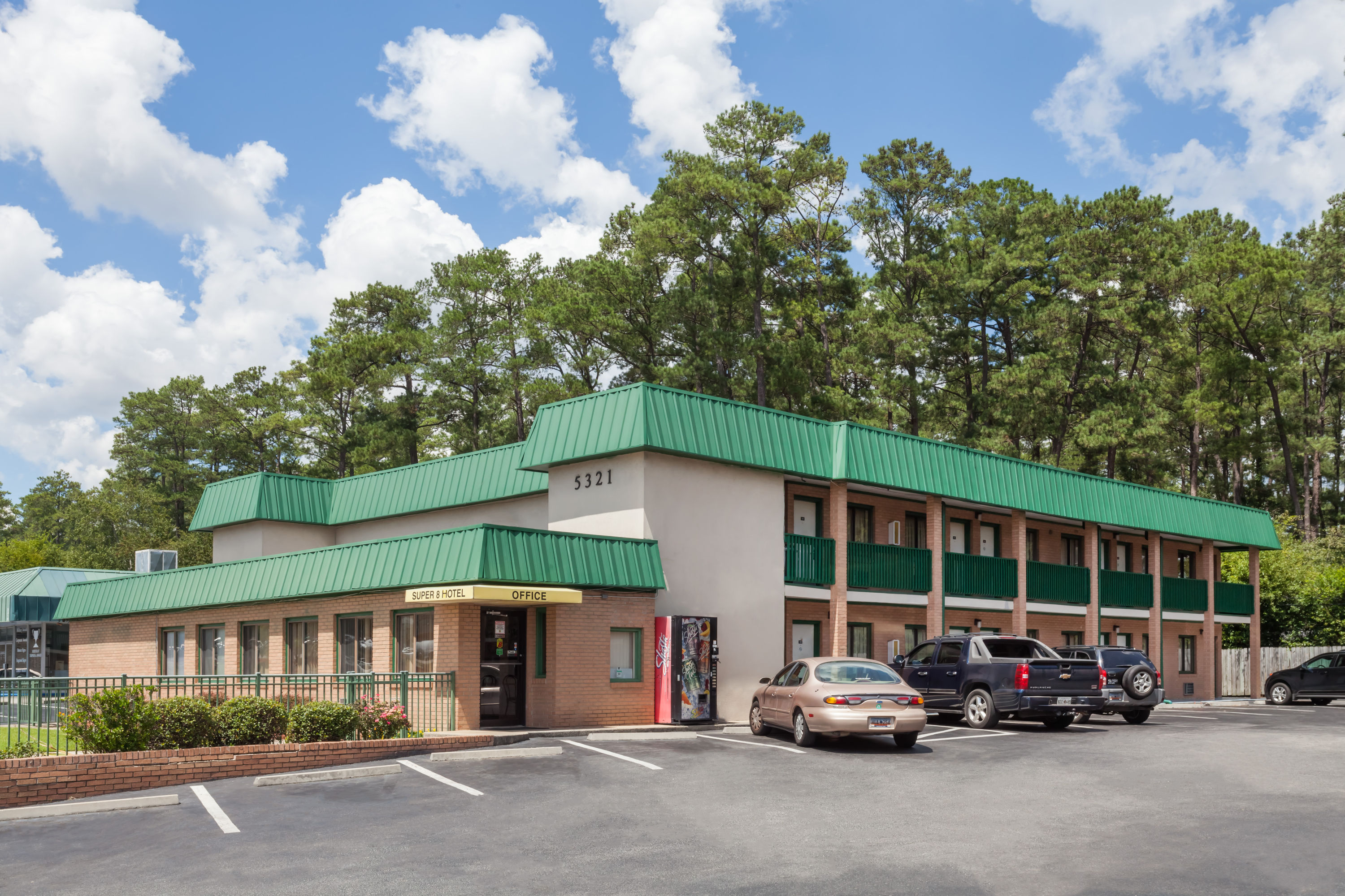 Super 8 By Wyndham Columbia Ft Jackson Sc Columbia Sc Hotels