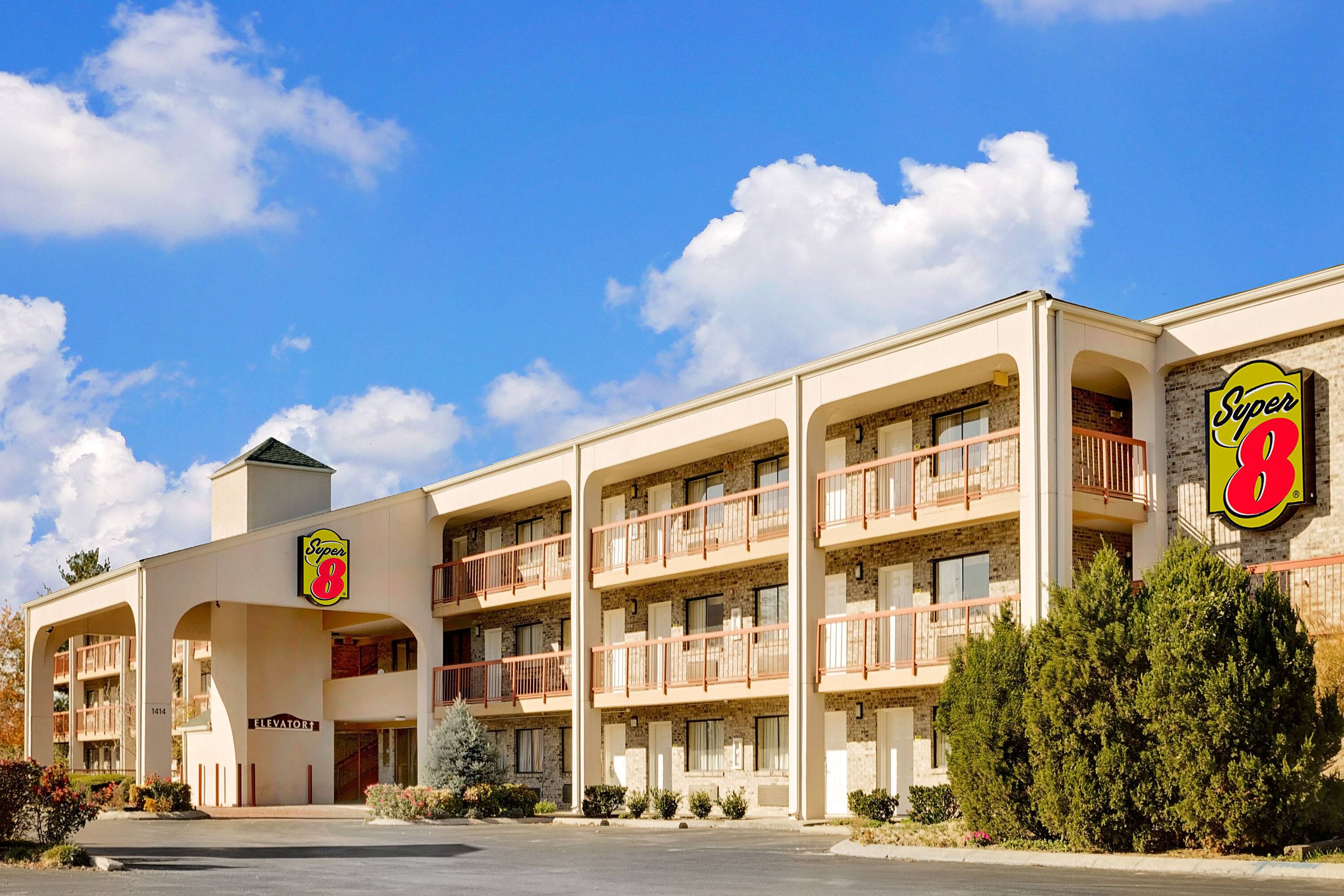 Super 8 by Wyndham Hermitage Nashville Hermitage, TN Hotels