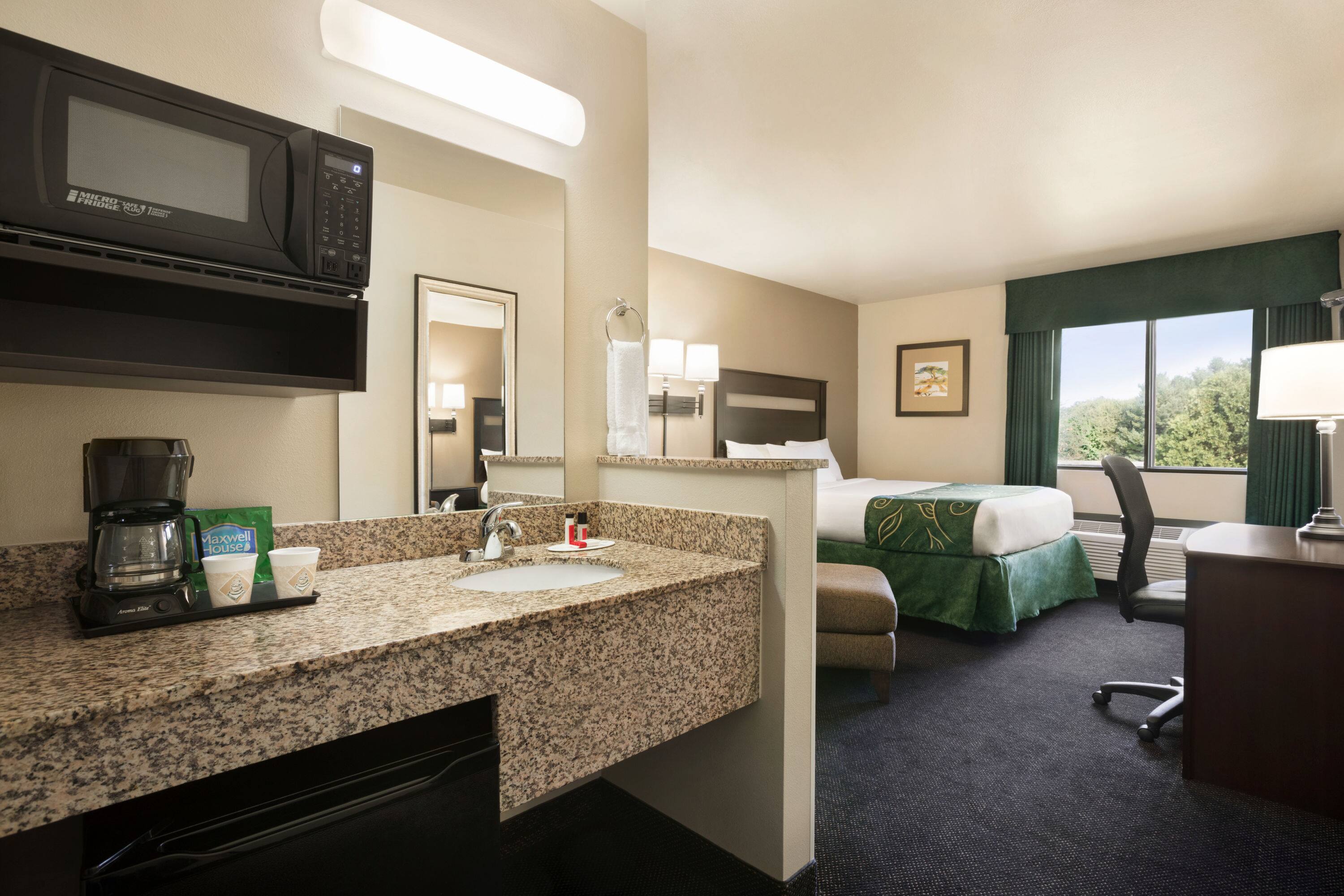 Travelodge By Wyndham Brunswick Near Frederick | Brunswick, MD Hotels