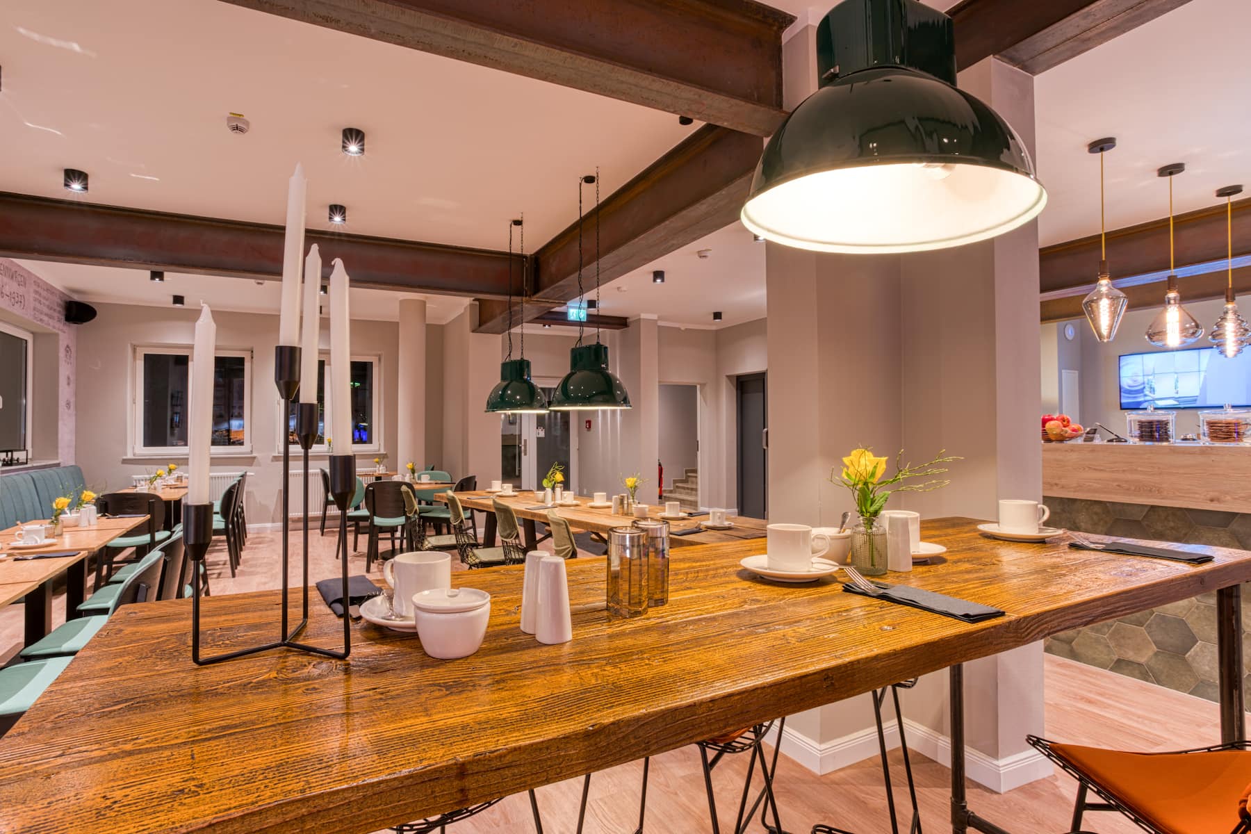 Vienna House Easy by Wyndham Ingolstadt restaurant breakfast area with seating in Ingolstadt, Other than US/Canada