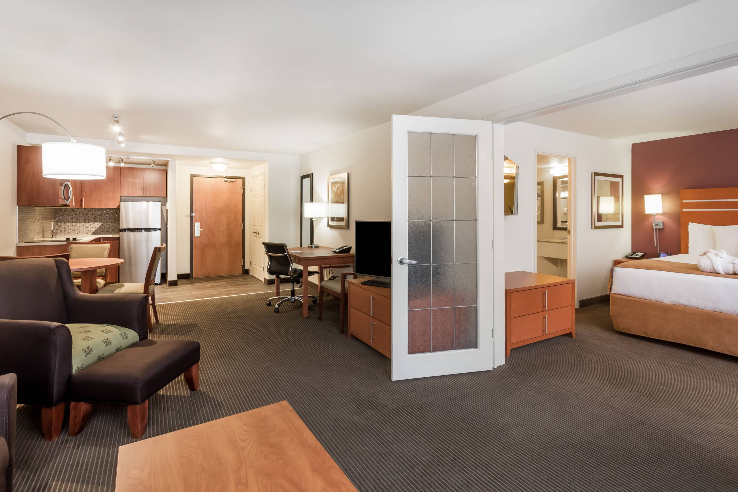 Wingate By Wyndham Calgary South Calgary AB Hotels   04154 Suite 3 