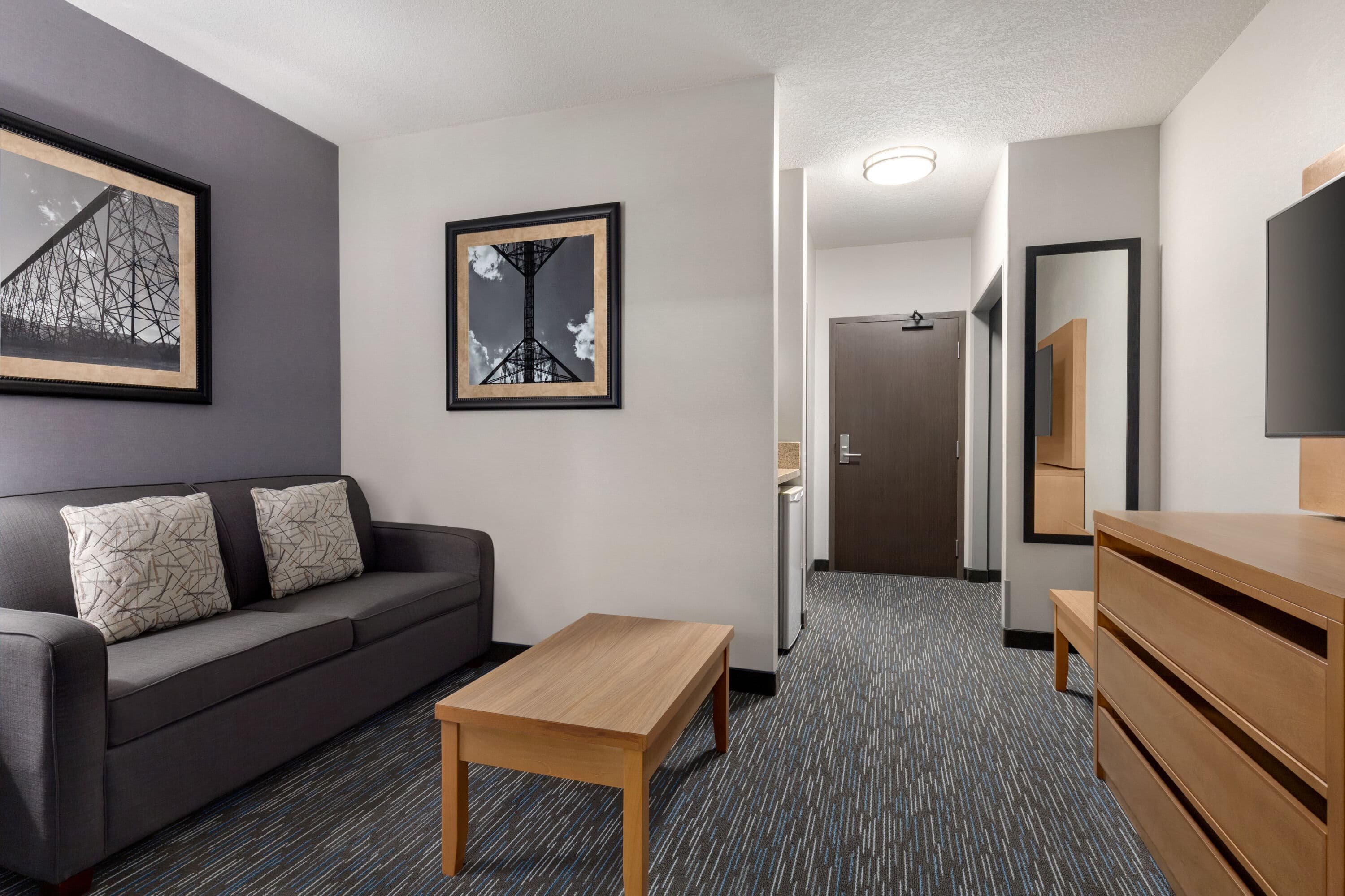 Wingate By Wyndham Lethbridge Lethbridge AB Hotels   50067 Suite 9 