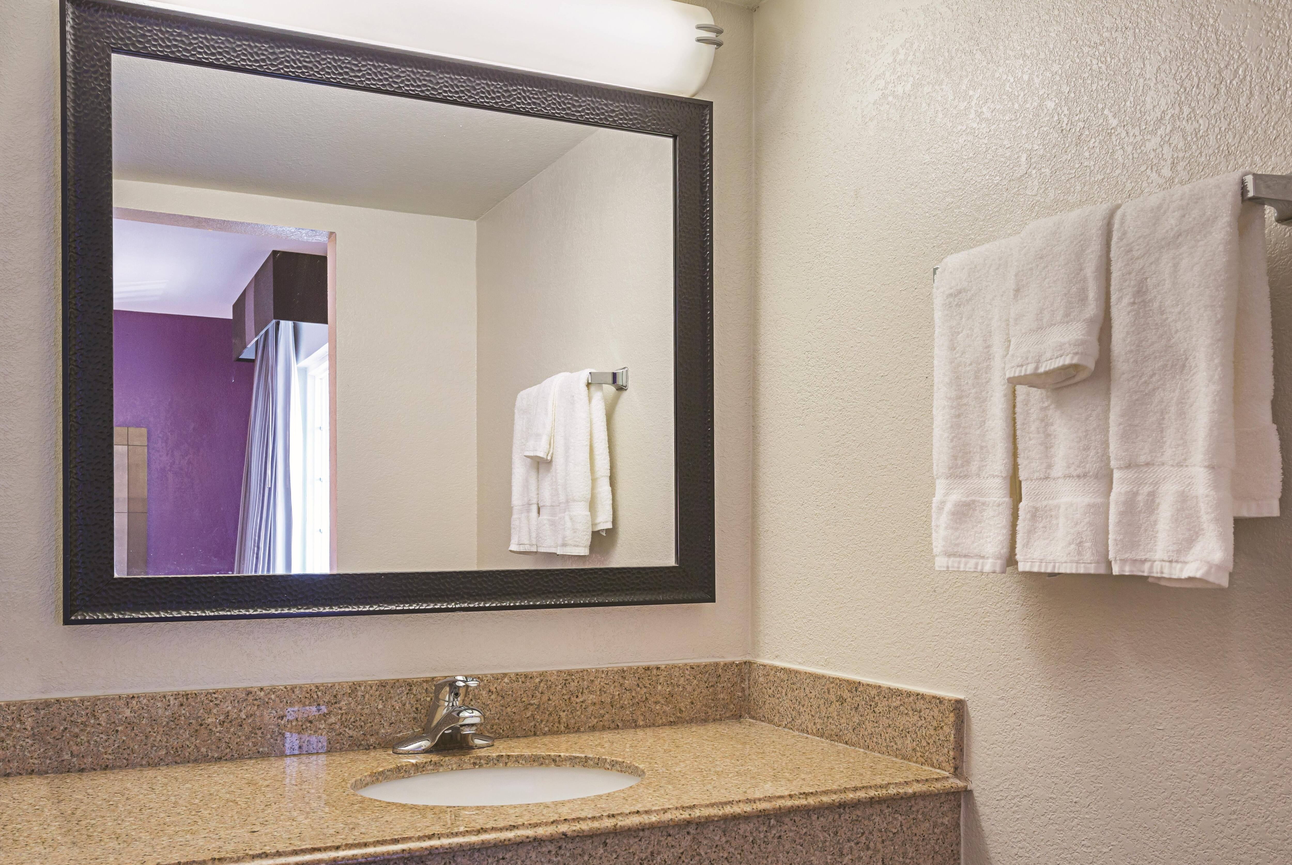 Wingate By Wyndham Galveston East Beach | Galveston, TX Hotels