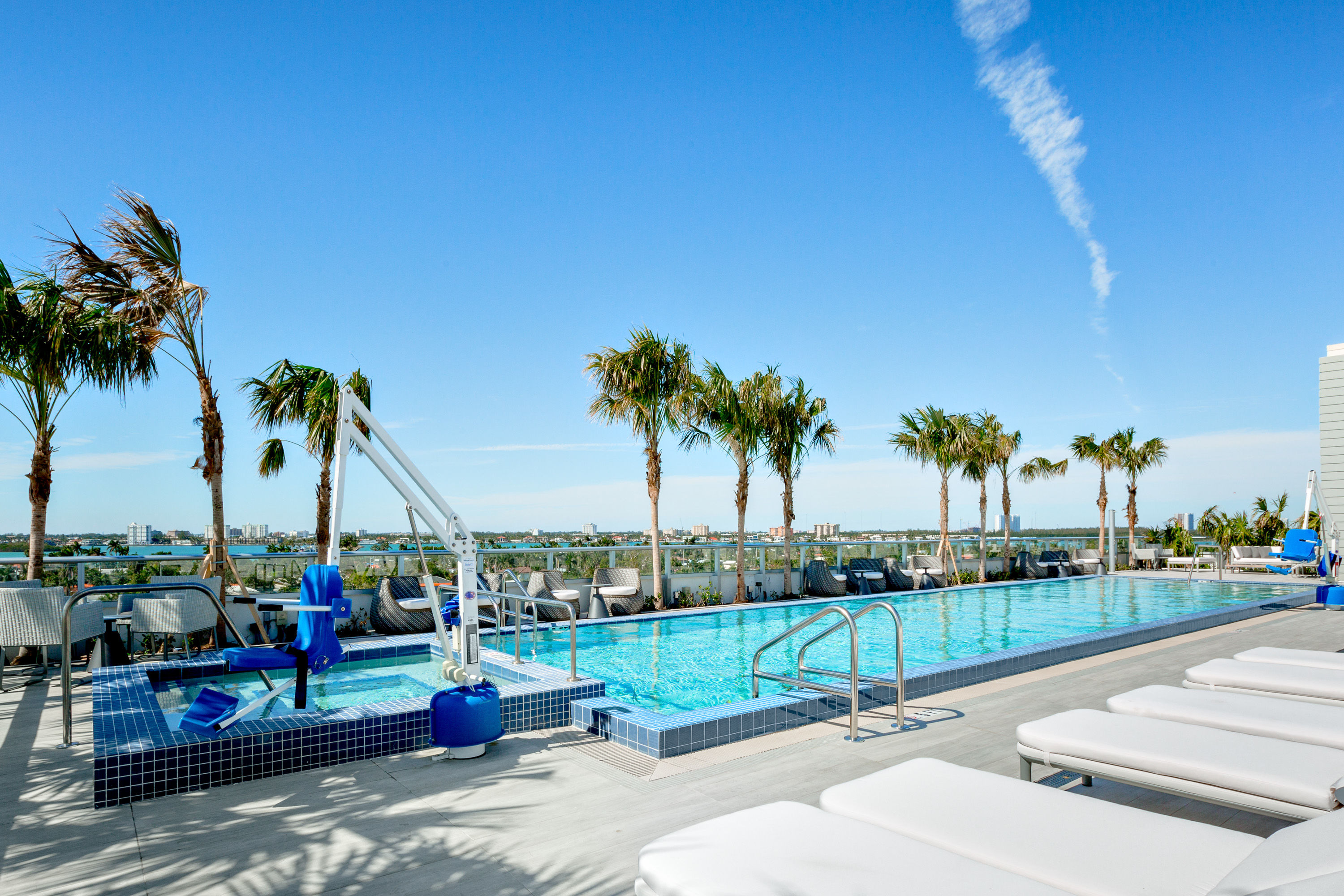 Tryp By Wyndham Miami Bay Harbor Bay Harbor Islands Fl Hotels